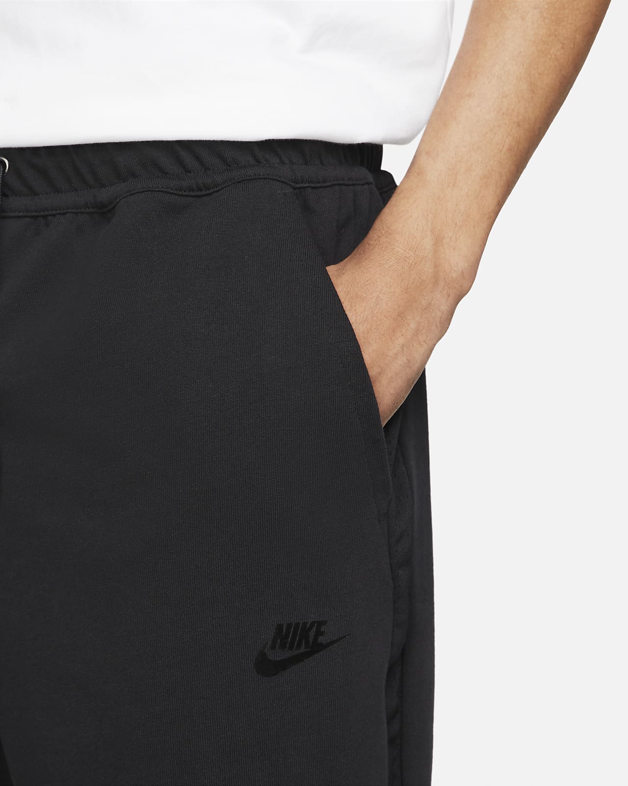 Nike Sportswear Men's Lightweight Knit Shorts. Nike AE