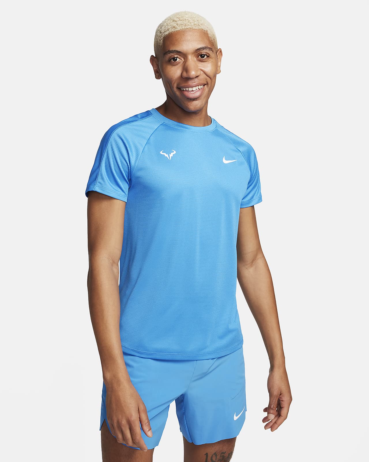 Kortærmet Rafa Challenger Nike Dri-FIT-tennisoverdel til mænd