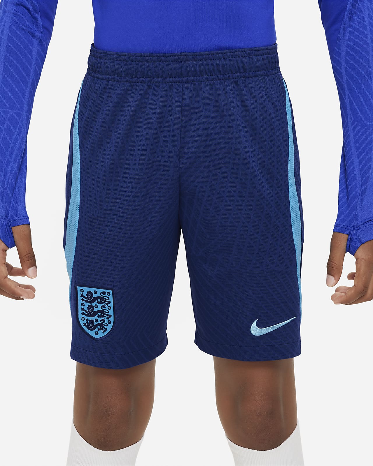 England Strike Older Kids' Nike Dri-FIT Knit Football Shorts. Nike BE