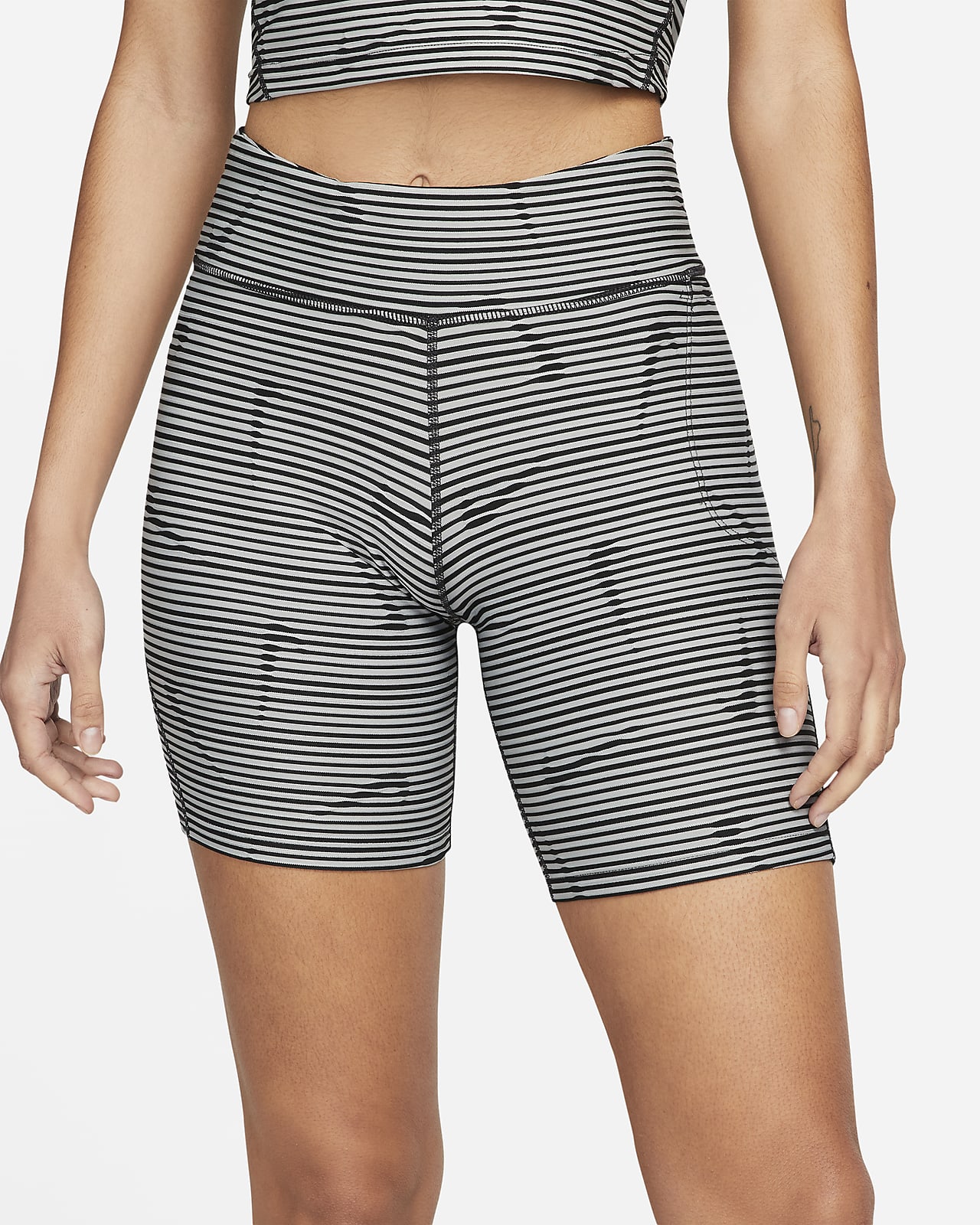 Mid-Rise Running Shorts. Nike LU