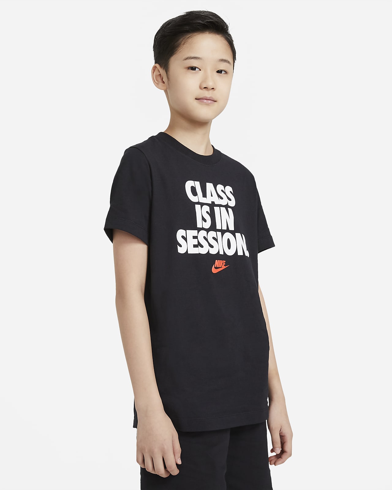 boys black nike shirt