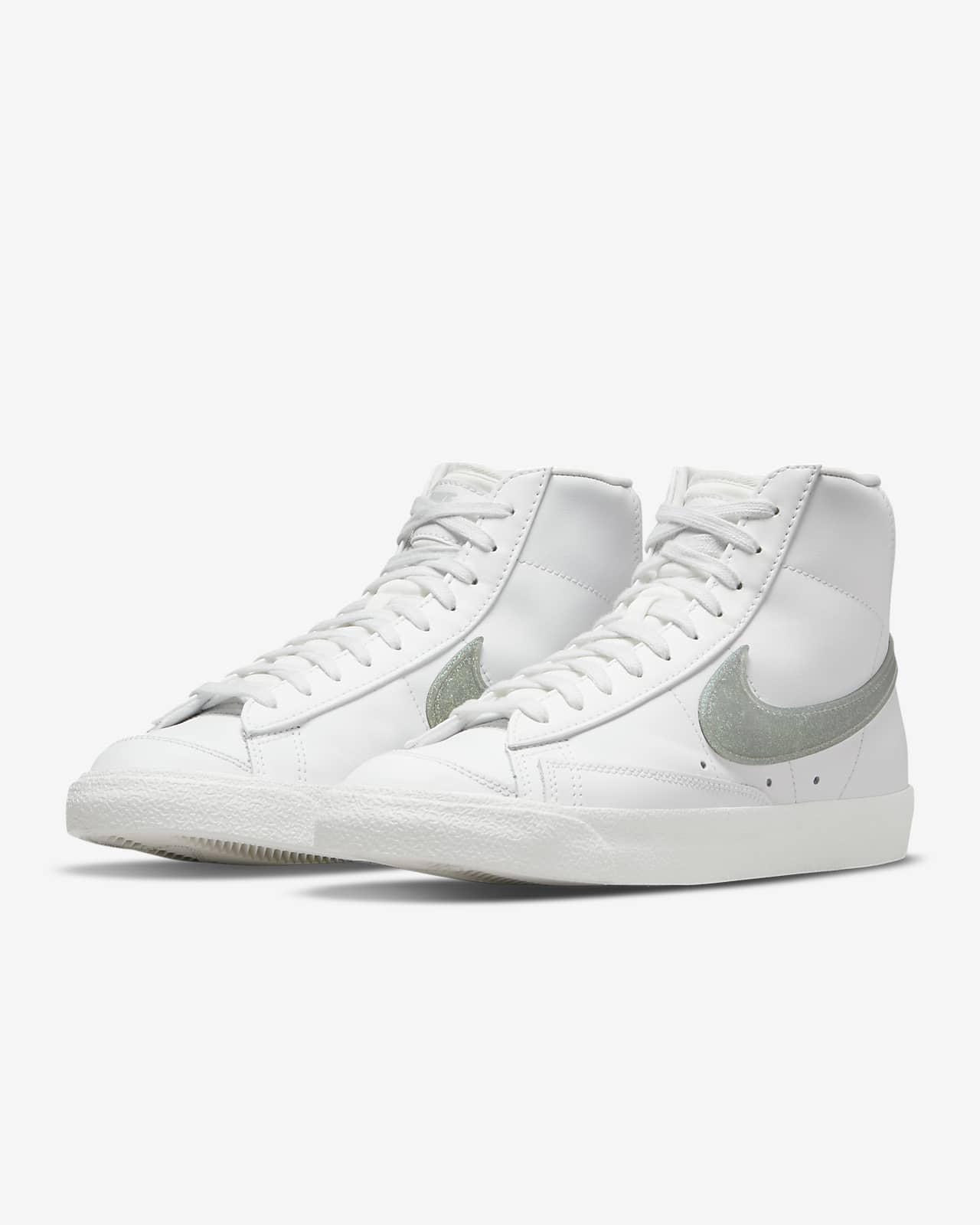 2400円 名作 NIKE ナイキ ブレーザー MID '77 ウィメンズシューズ 2400円 名作 NIKE ナイキ ブレーザー MID '77 ウィメンズシューズ