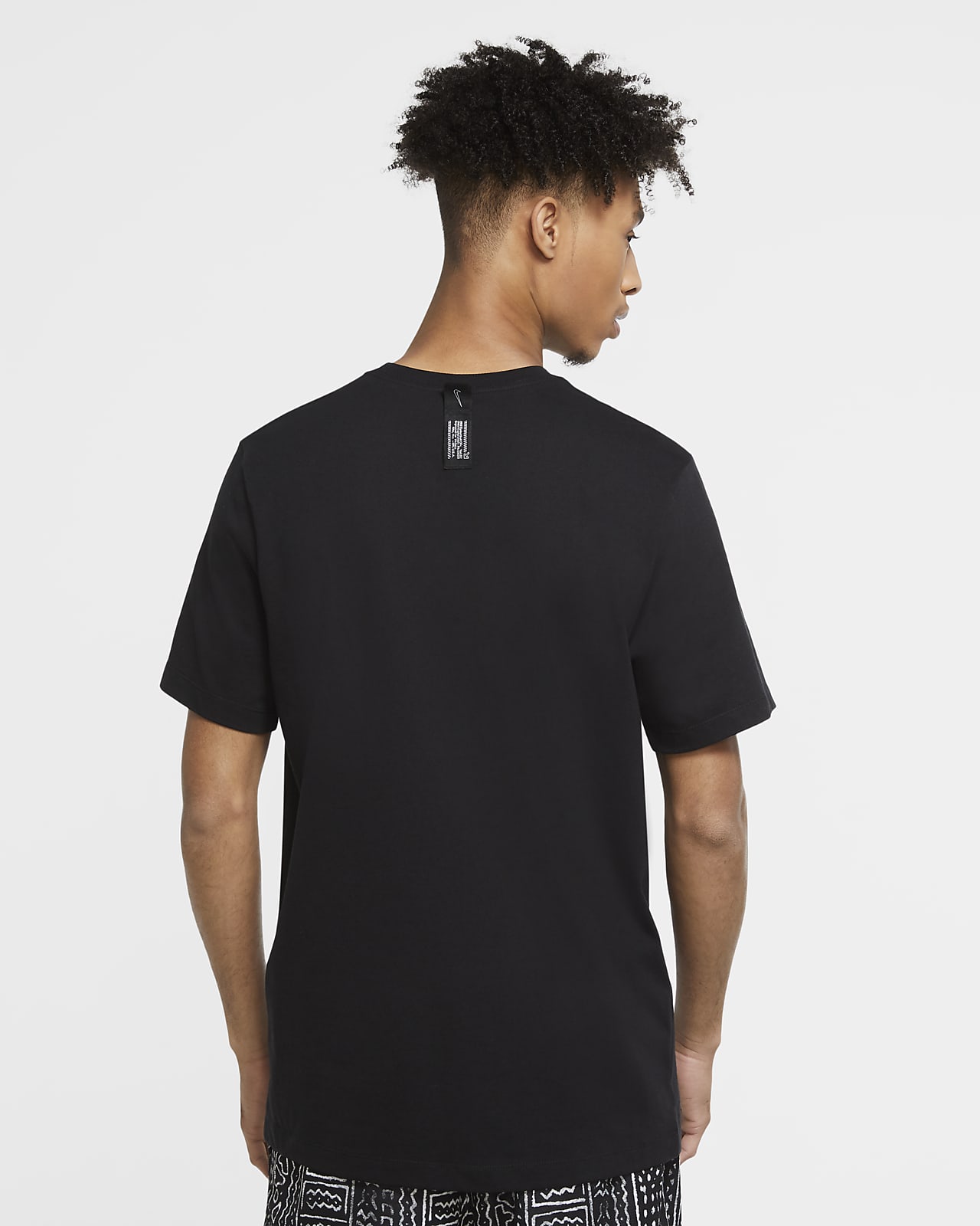 Nike Exploration Series basket T skjorte til herre. Nike NO Nike Swoosh basket T skjorte til herre. Nike NO