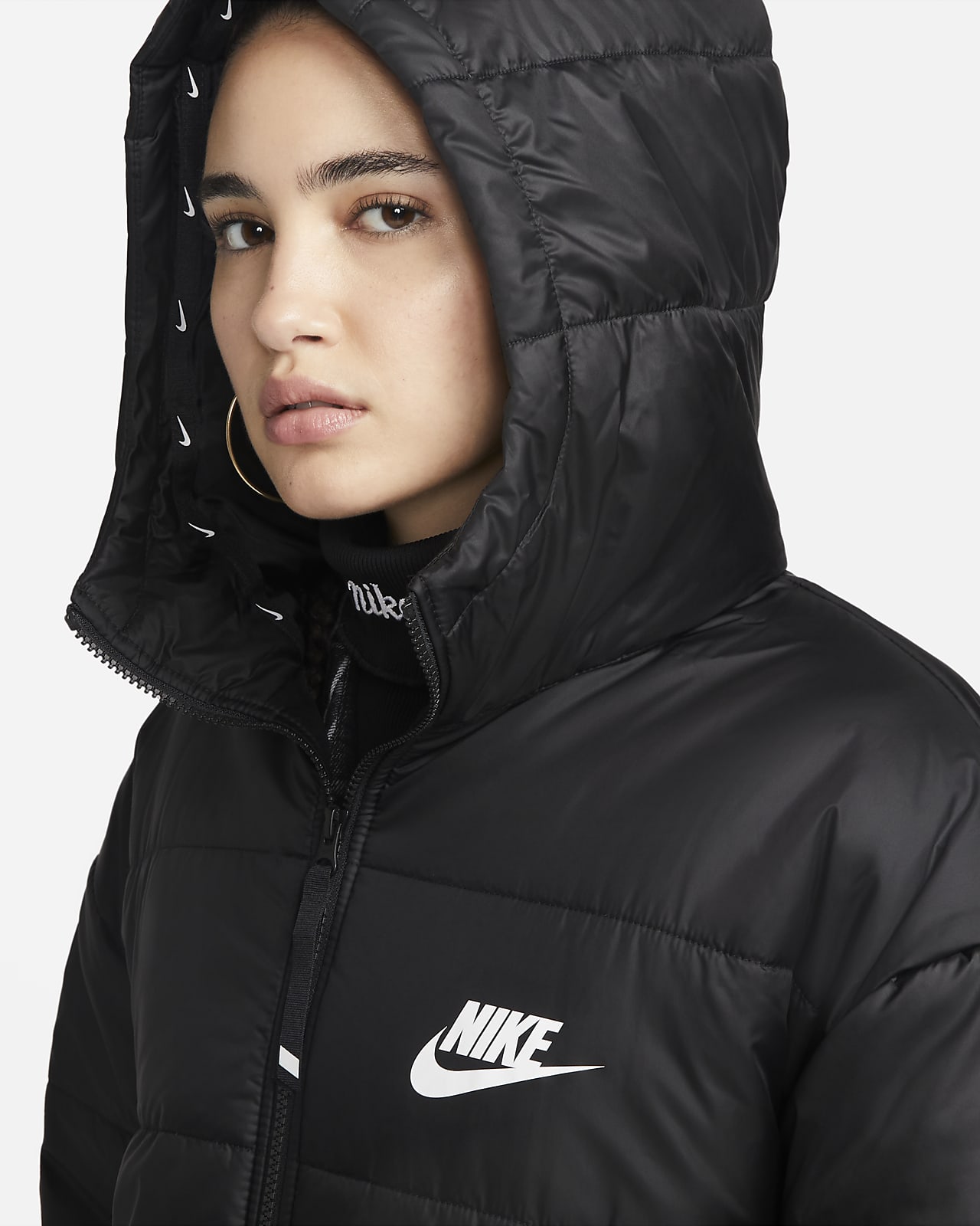 Women\'s Nike Parka. Synthetic-Fill Therma-FIT Sportswear Hooded CA Repel Nike