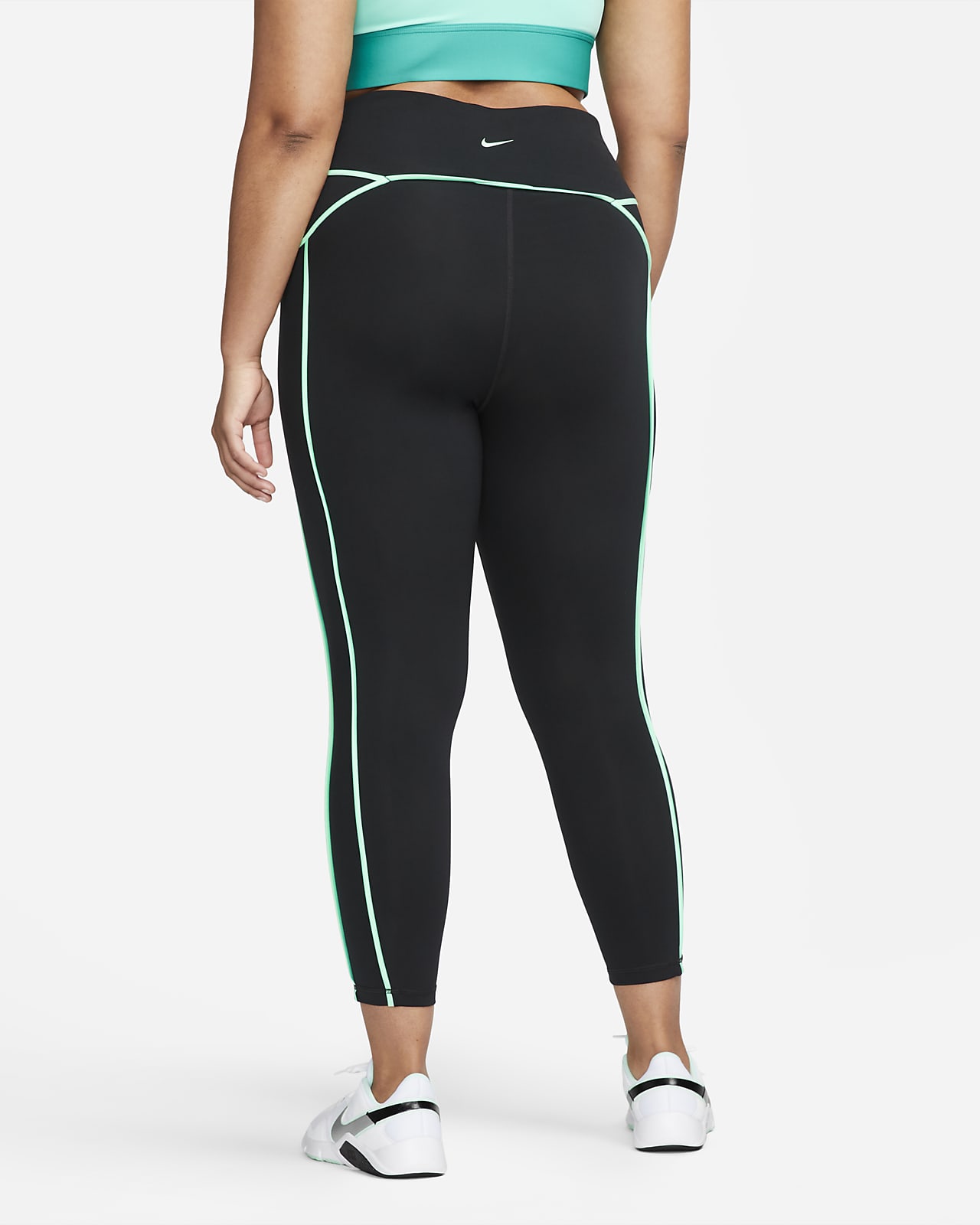 Nike Pro Women's Mid-Rise 7/8 Training Leggings (Plus Size).
