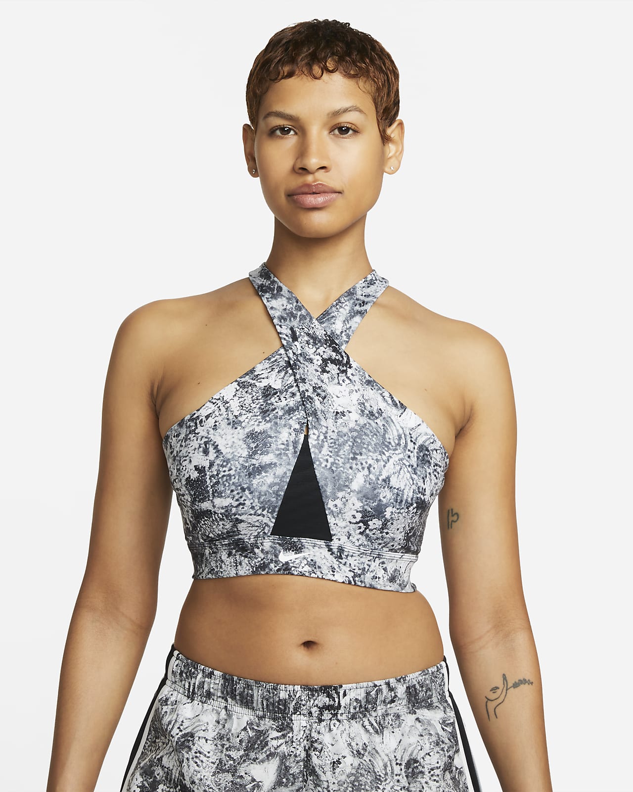 Nike Swoosh Wrap Women's Medium-Support 1-Piece Pad Printed Sports Bra