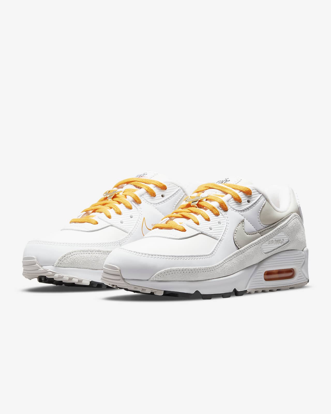 Nike Air Max 90 SE Women's Shoe. Nike BE