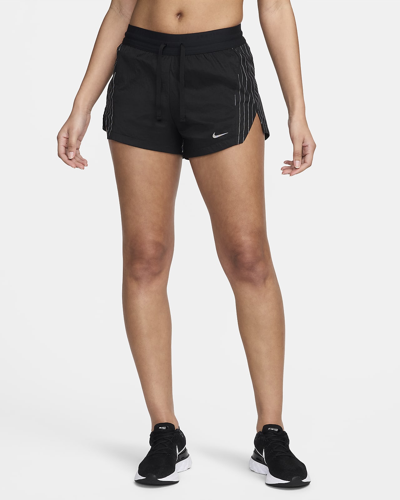 Nike Running Division hardloopshorts met halfhoge taille en binnenbroekje voor dames (8 cm)