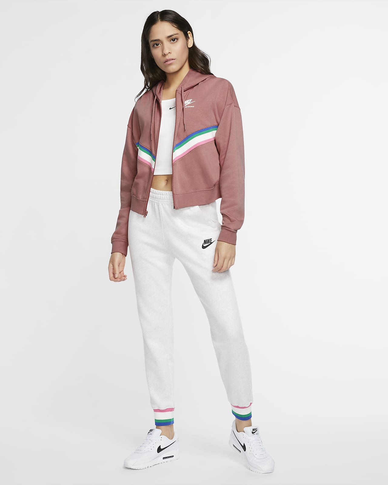 nike sportswear heritage women's