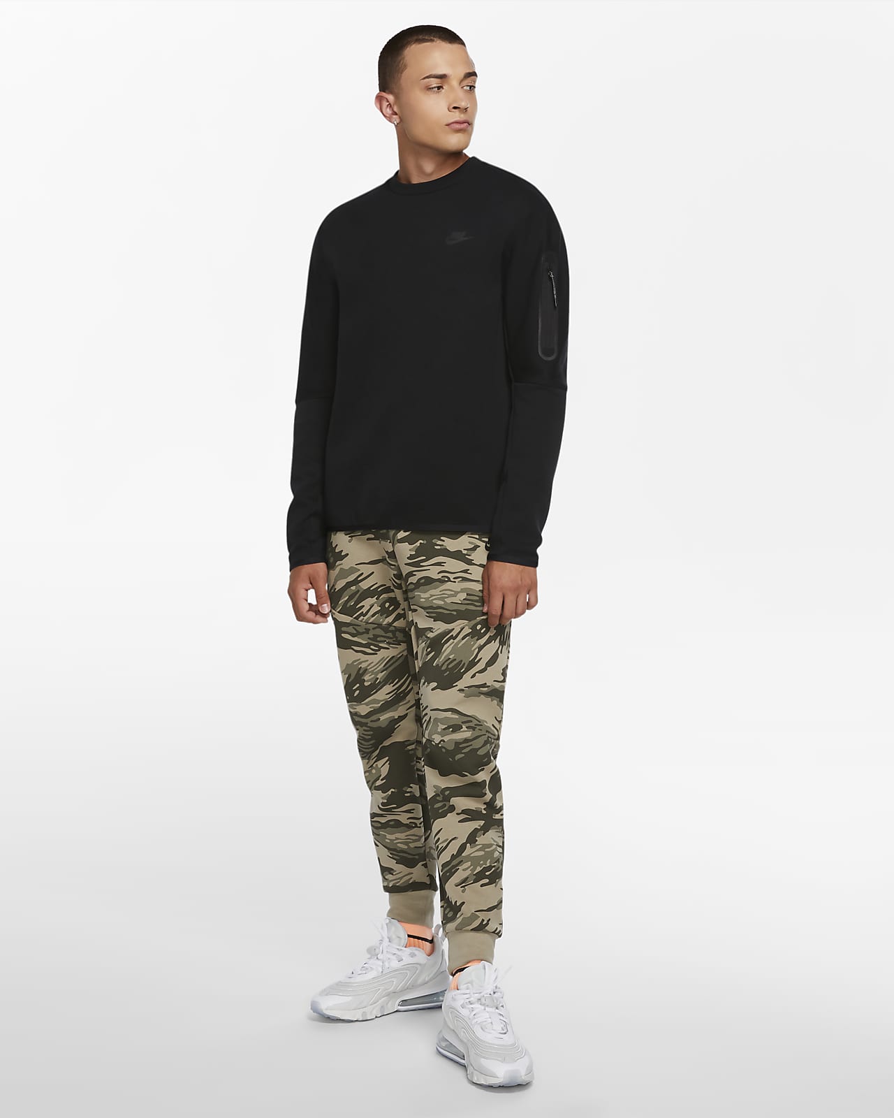 Nike Sportswear Tech Fleece Men's Crew Sweatshirt. Nike.com