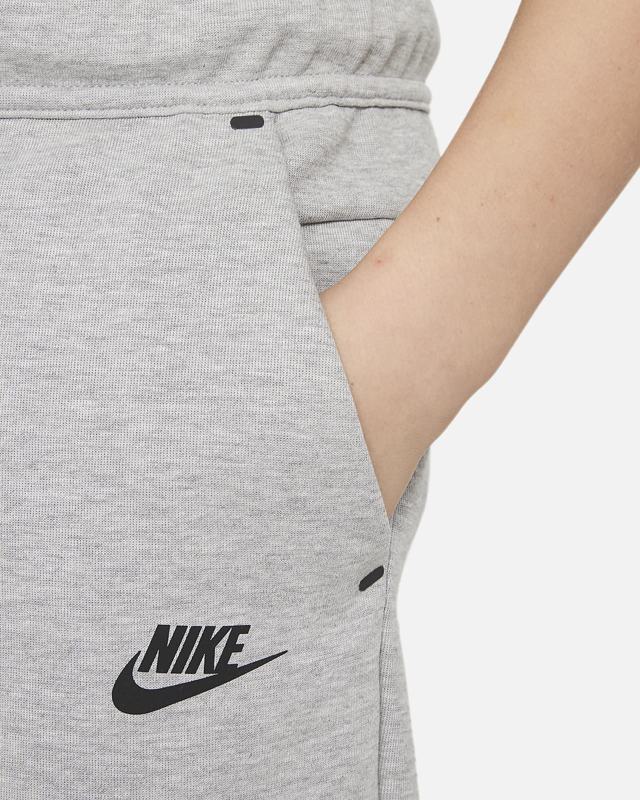 Nike Sportswear Tech Fleece Older Kids' (Boys') Shorts. Nike AE