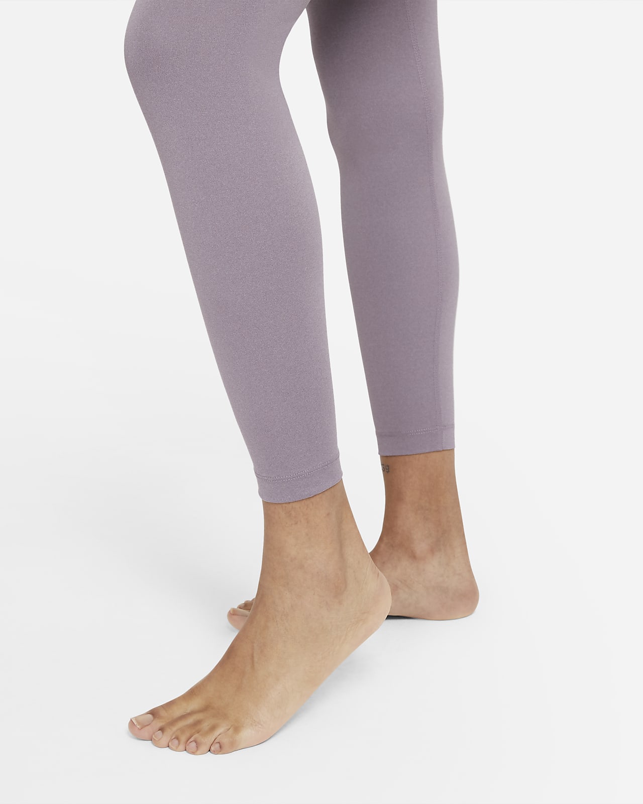 nike yoga wrap cropped leggings