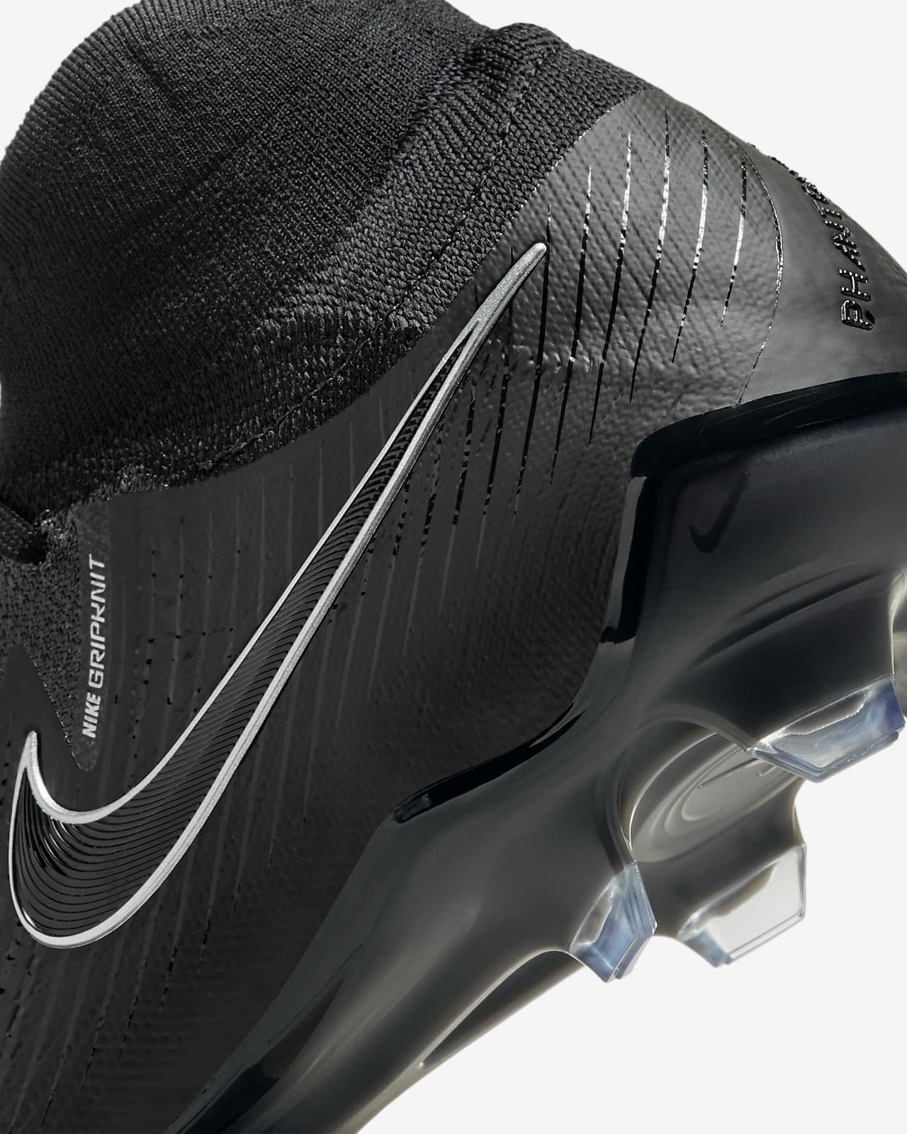 Nike Phantom Luna 2 Elite FG High-Top Soccer Cleats.