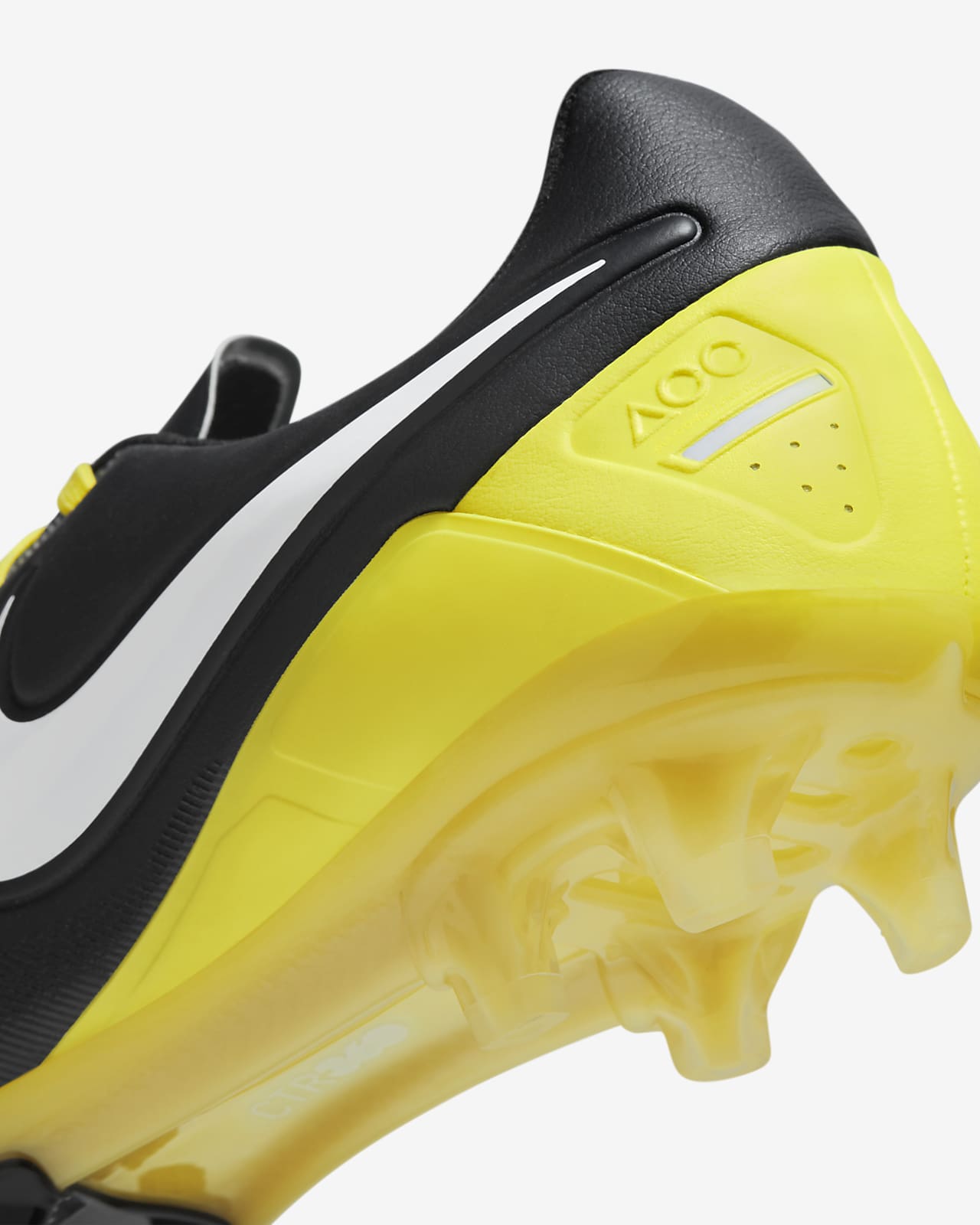 CTR360 マエストリ III FG SE ファームグラウンド サッカースパイク