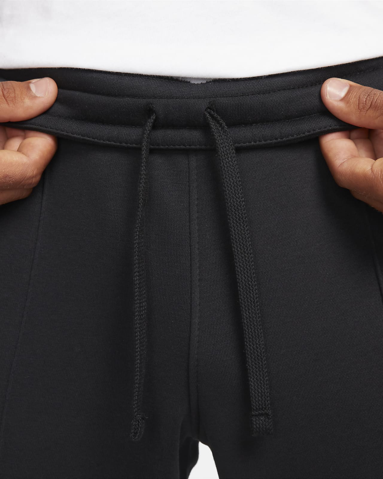 Nike Sportswear Men's Trousers. Nike IE