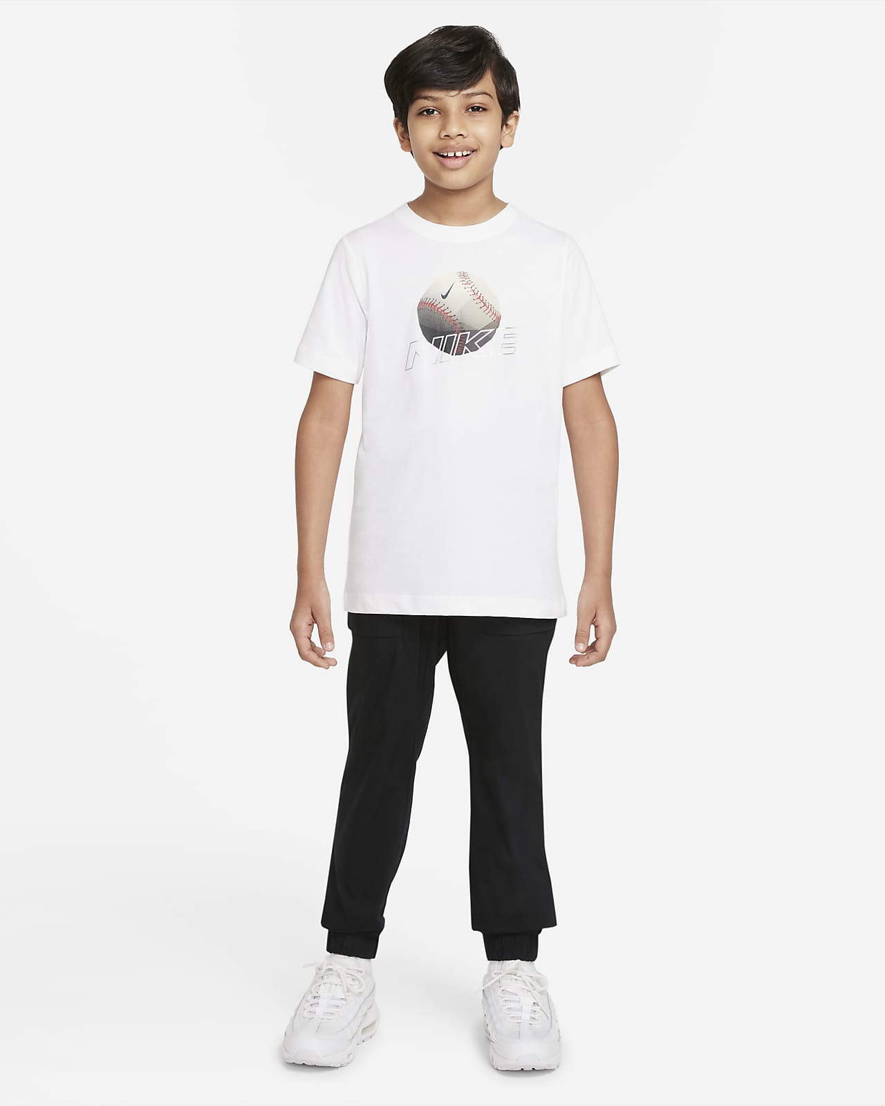 Playera para niño talla grande Nike Sportswear. Nike.com