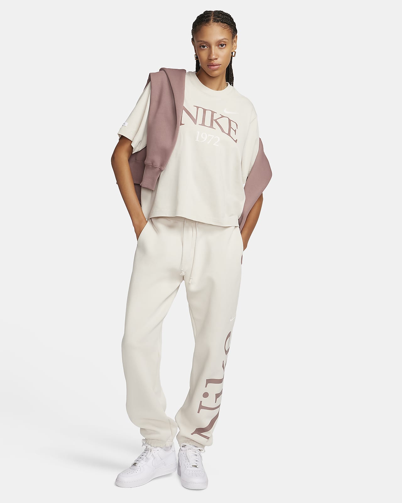 Playera para mujer Nike Sportswear Club Essentials.