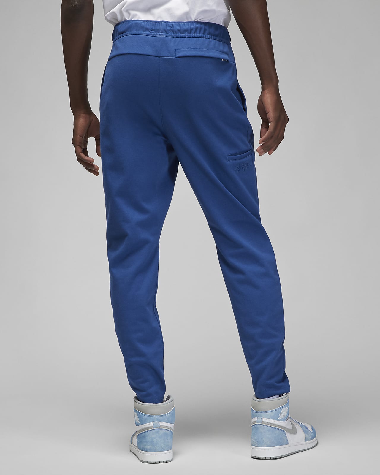 Jordan Essentials Men's Warm-Up Trousers. Nike SA