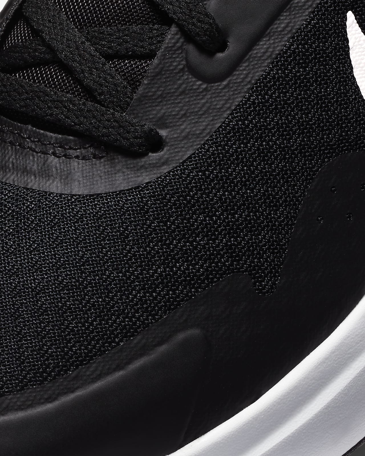 Nike Wearallday Men's Shoe. Nike LU