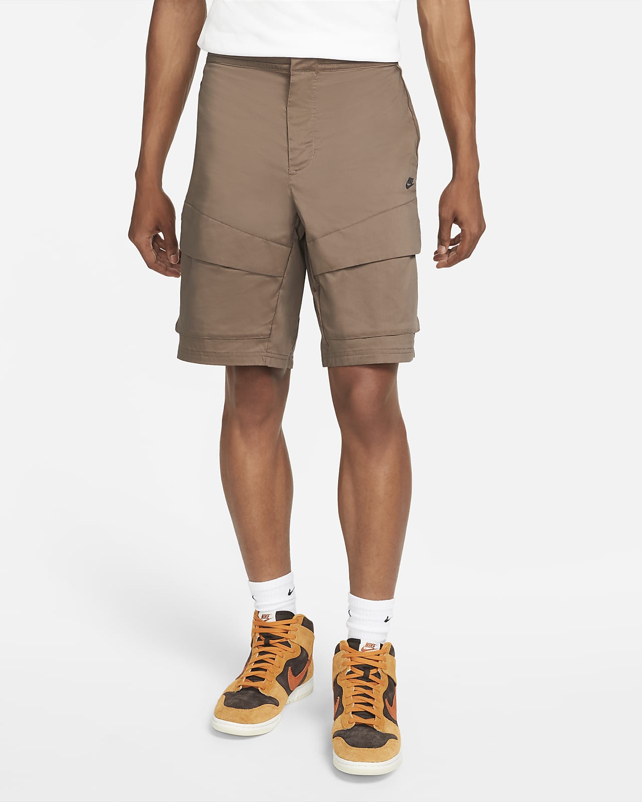 Nike Sportswear Tech Men's Woven Unlined Cargo Shorts. Nike NZ