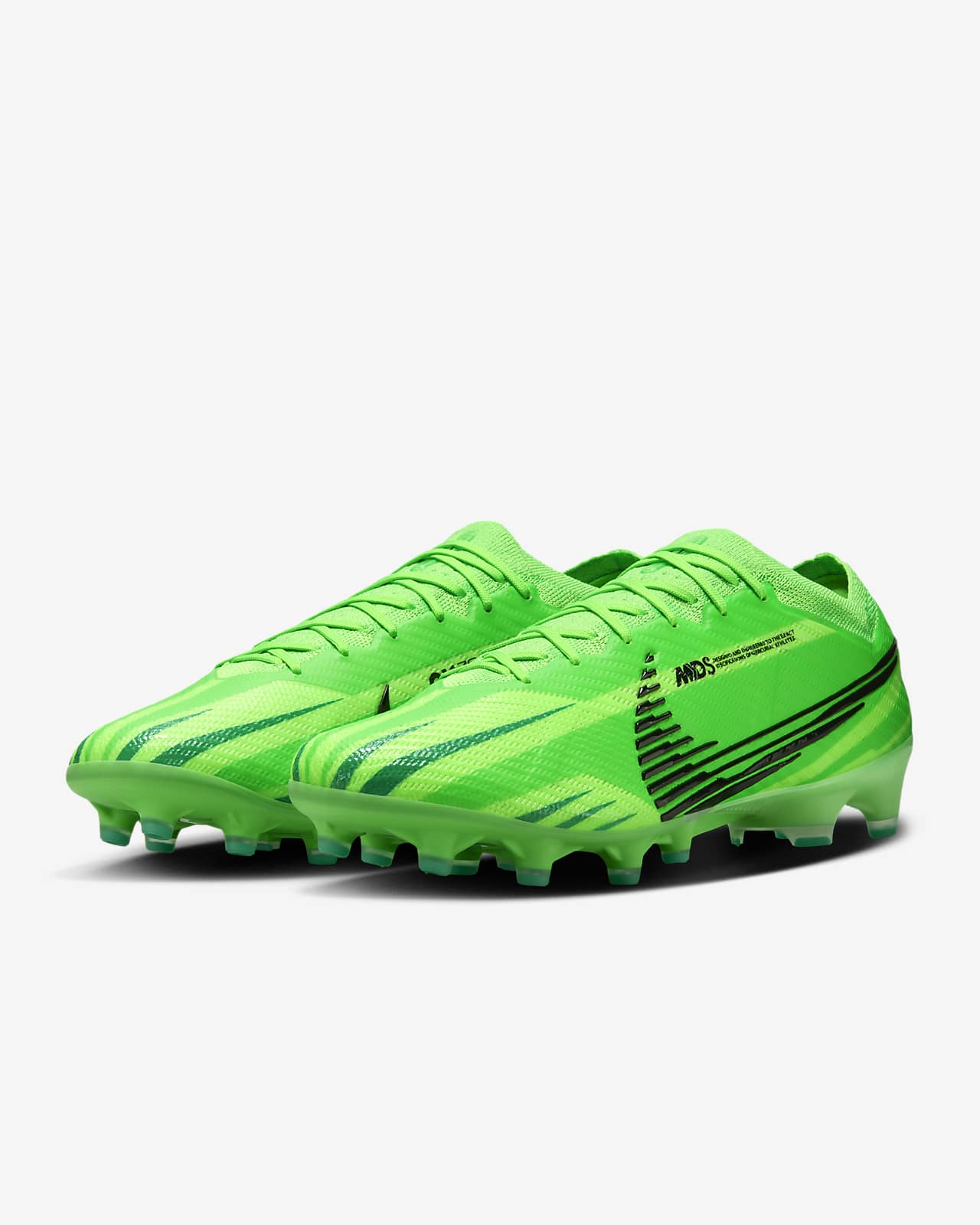 Crampon adidas sale et nike