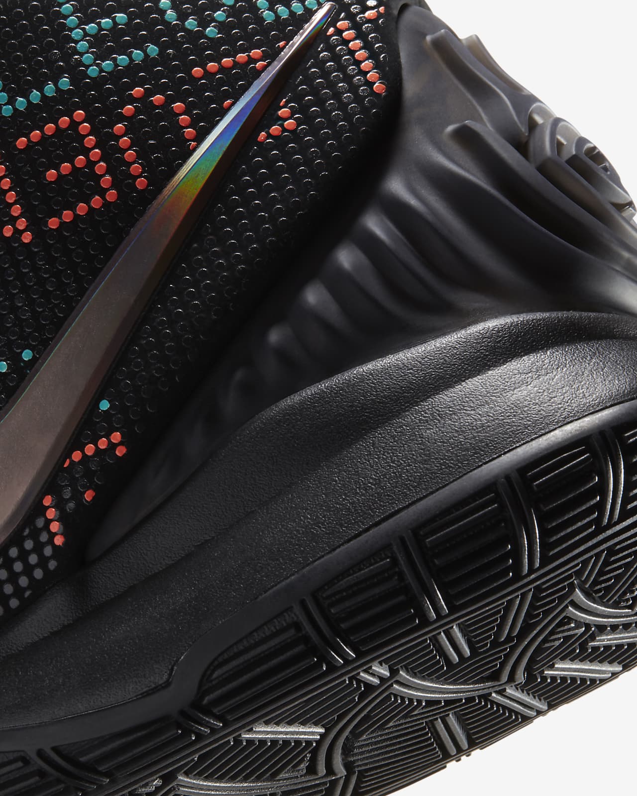 black basketball shoes