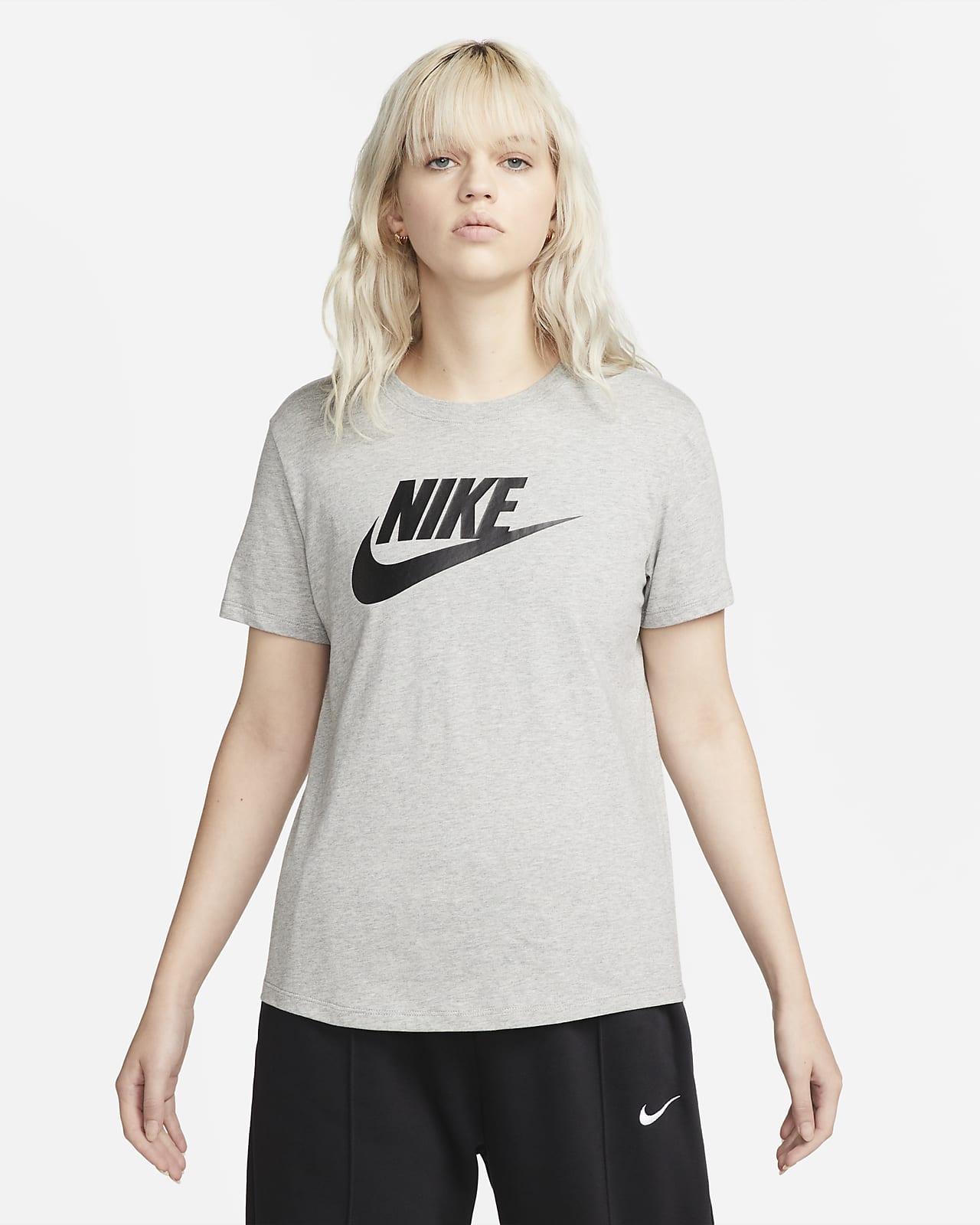 Nike Womens Sportswear Club Essentials Tee Stone L