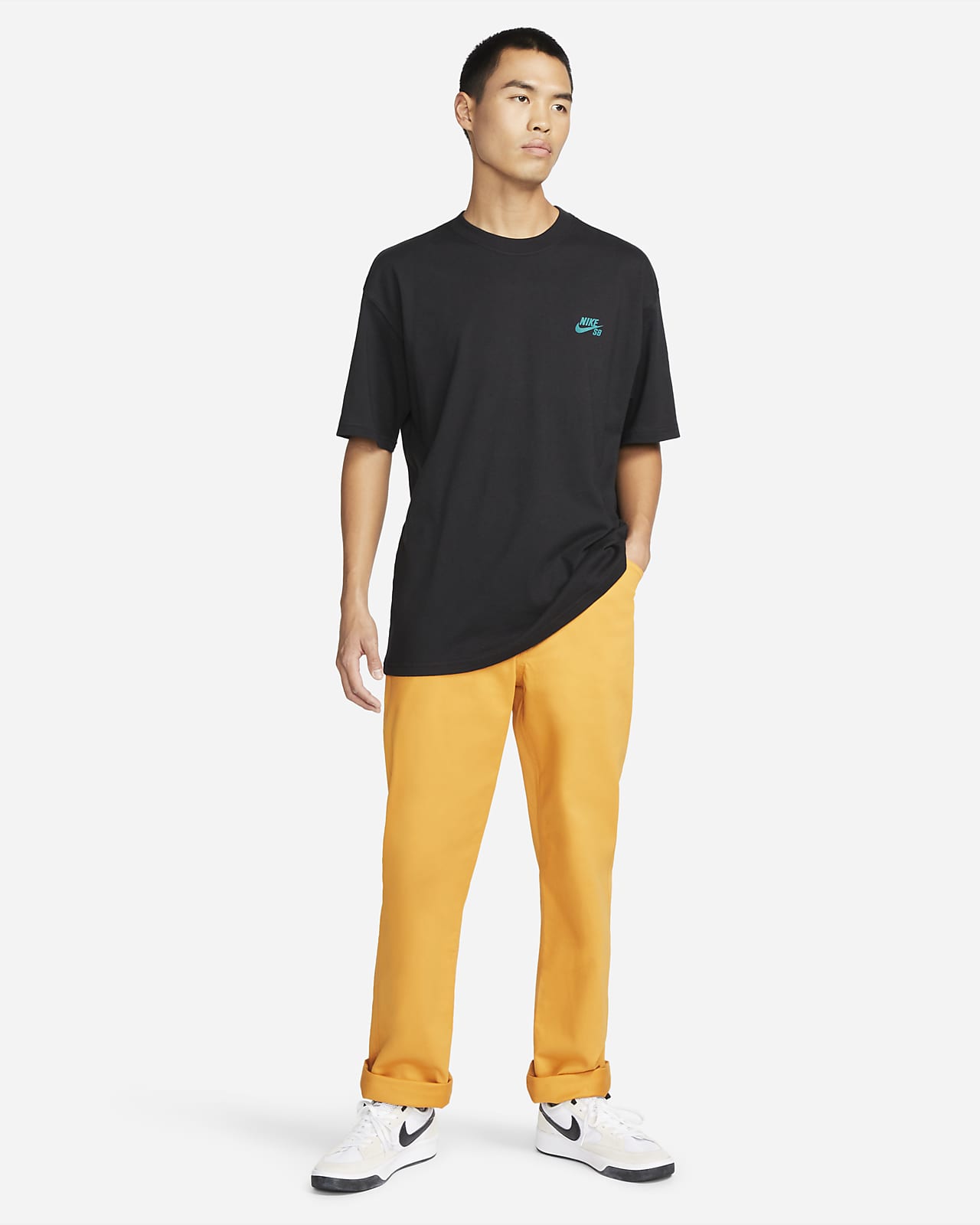 Playera de skateboarding Nike SB. Nike.com