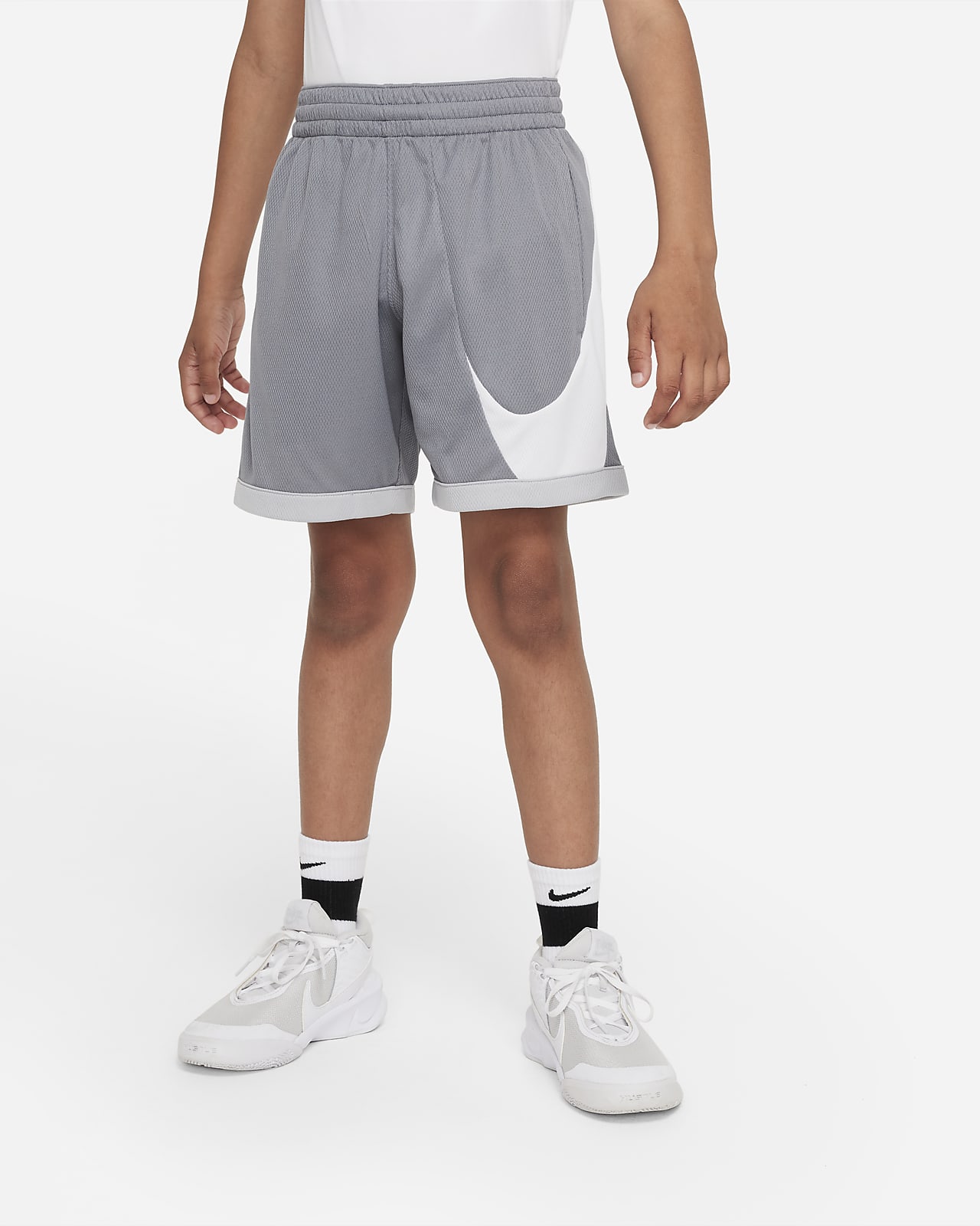 Nike Dri-FIT Genç Çocuk (Erkek) Basketbol Şortu
