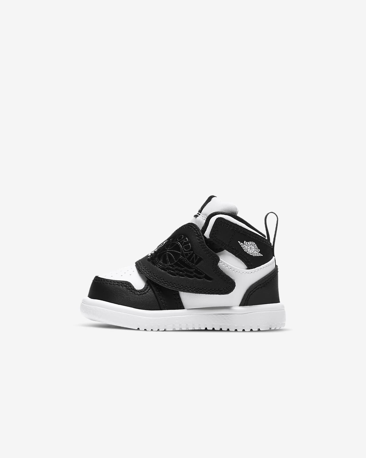 Sky Jordan 1 Baby and Toddler Shoe. Nike MY