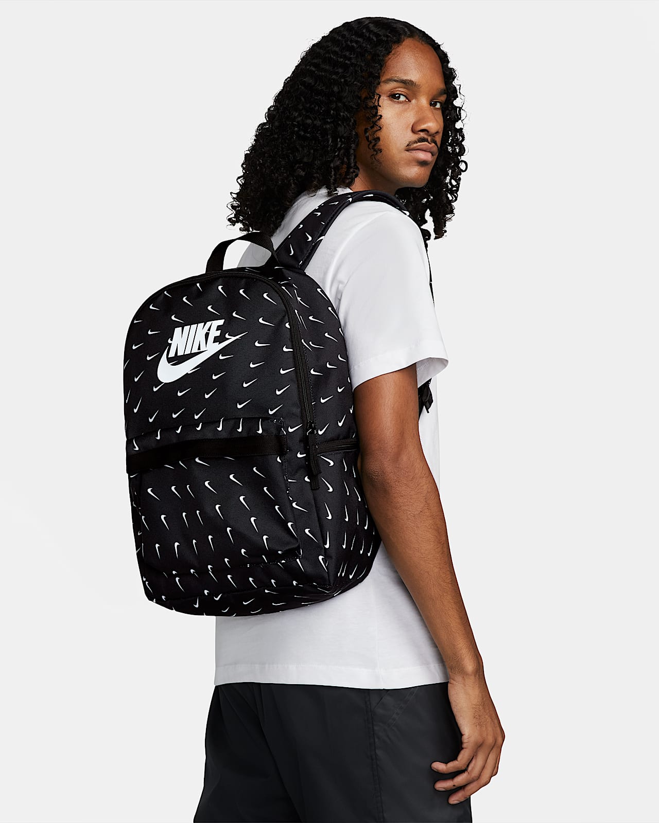 Mochila Nike Heritage (25 L). Nike.com