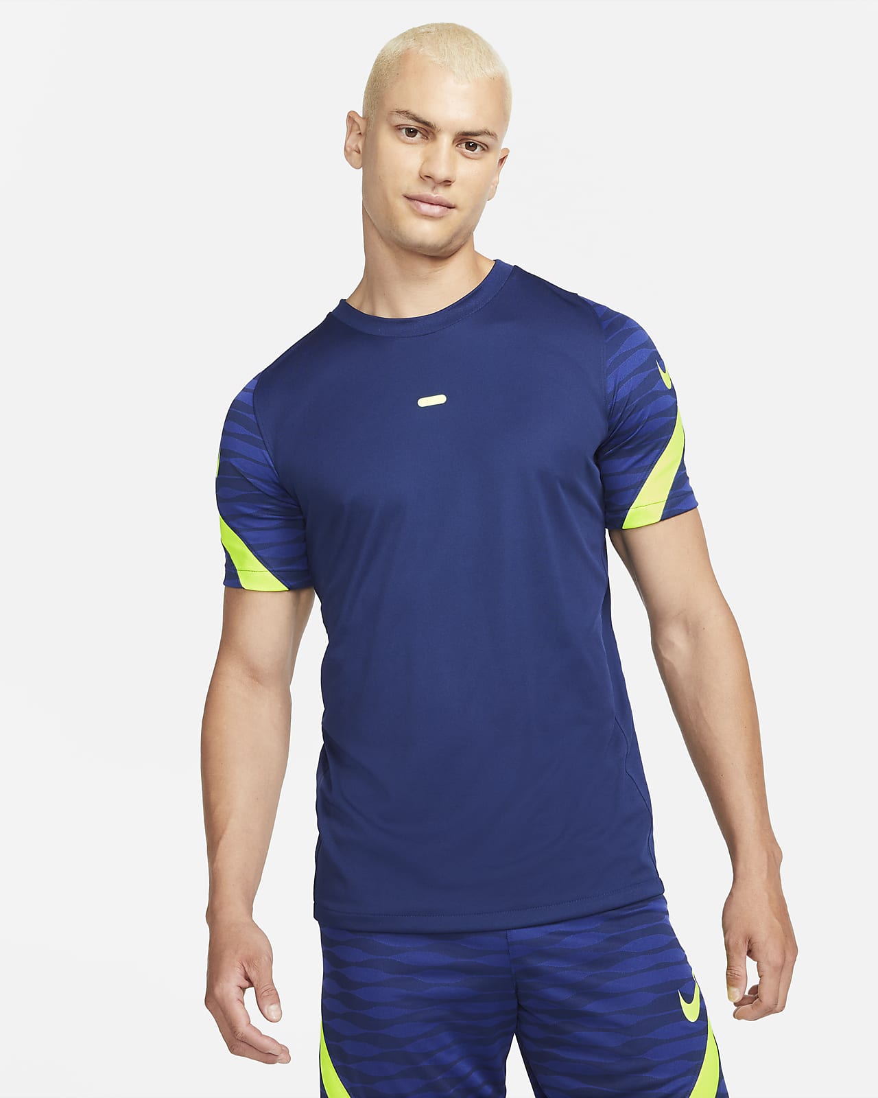 Nike Dri-FIT Strike Men's Short-Sleeve Football Top. Nike PT