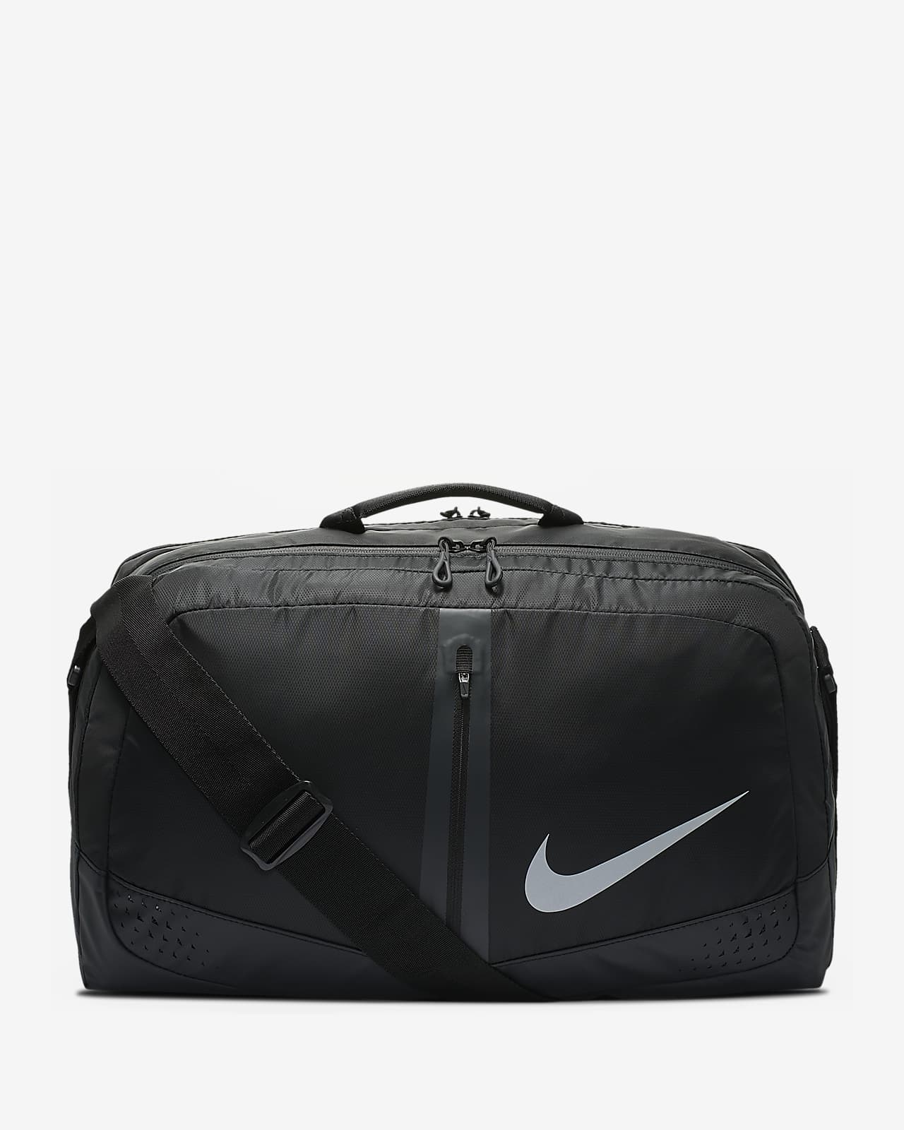 Nike Run Duffel Bag. 0