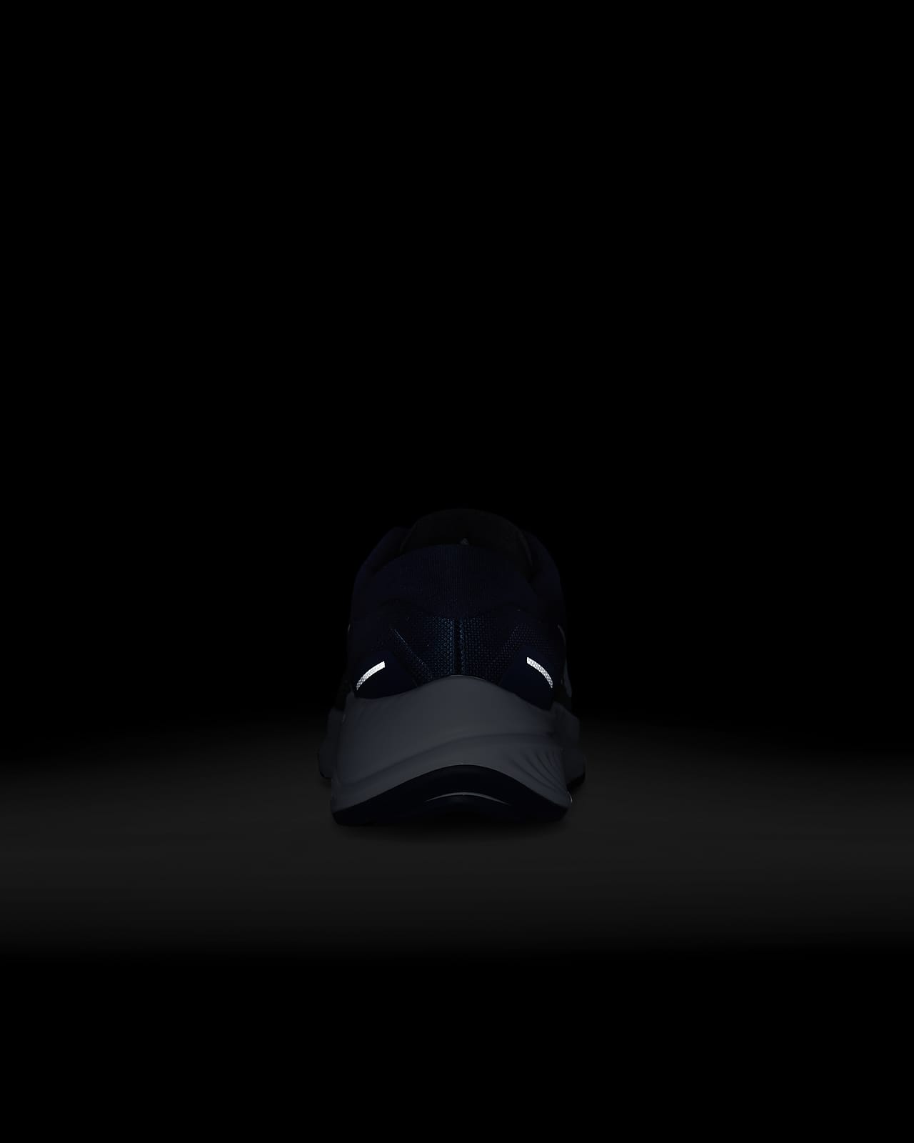 nike run utility structure 22