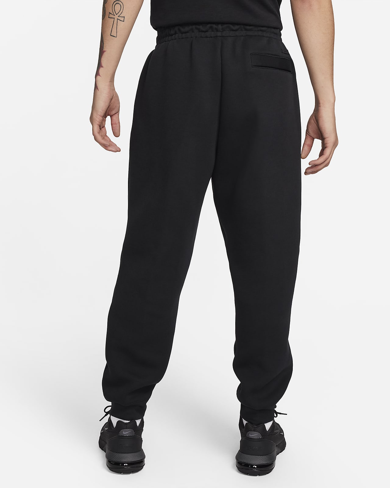 Nike Tech Fleece Reimagined Men's Fleece Pants.