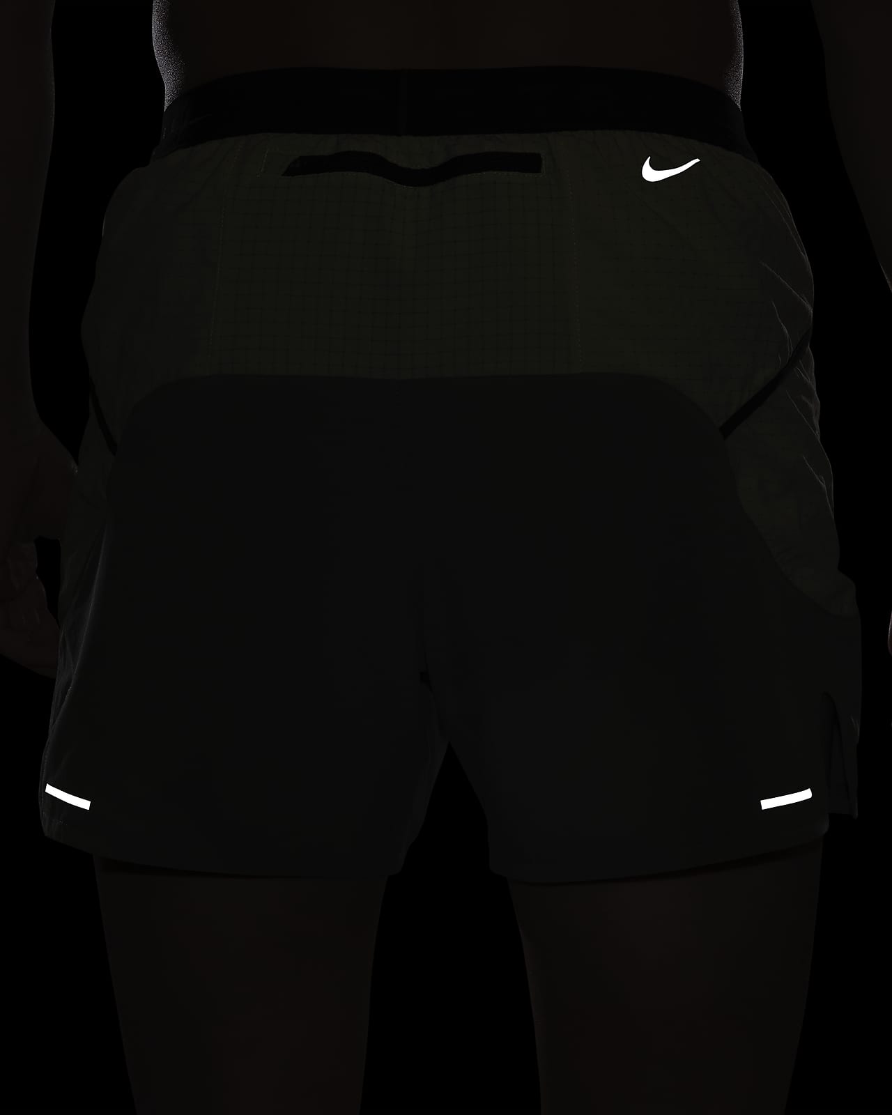 Nike dri fit outlet shorts with zipper pockets