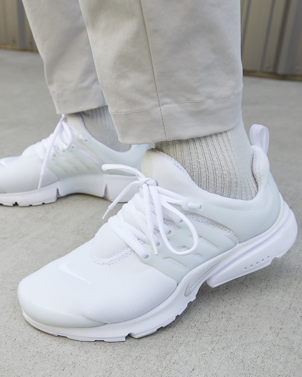 all white nike presto mens