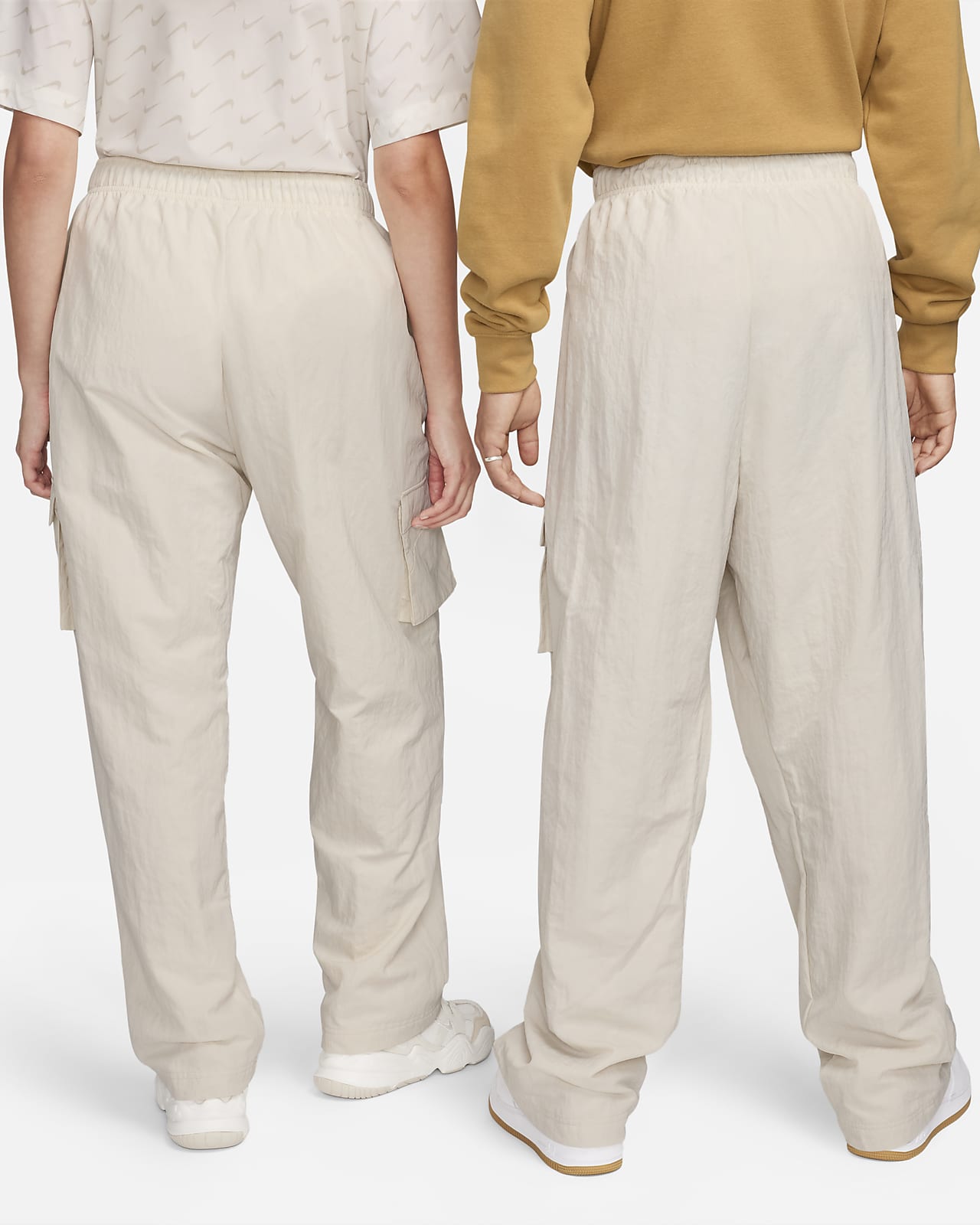 Nike Sportswear Essential Women's High-Rise Woven Cargo Pants