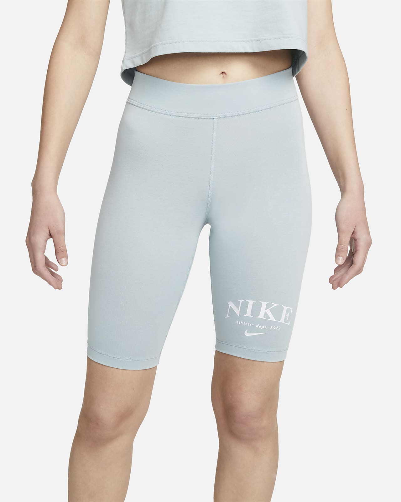 Mid-Rise Bike Shorts. Nike HR