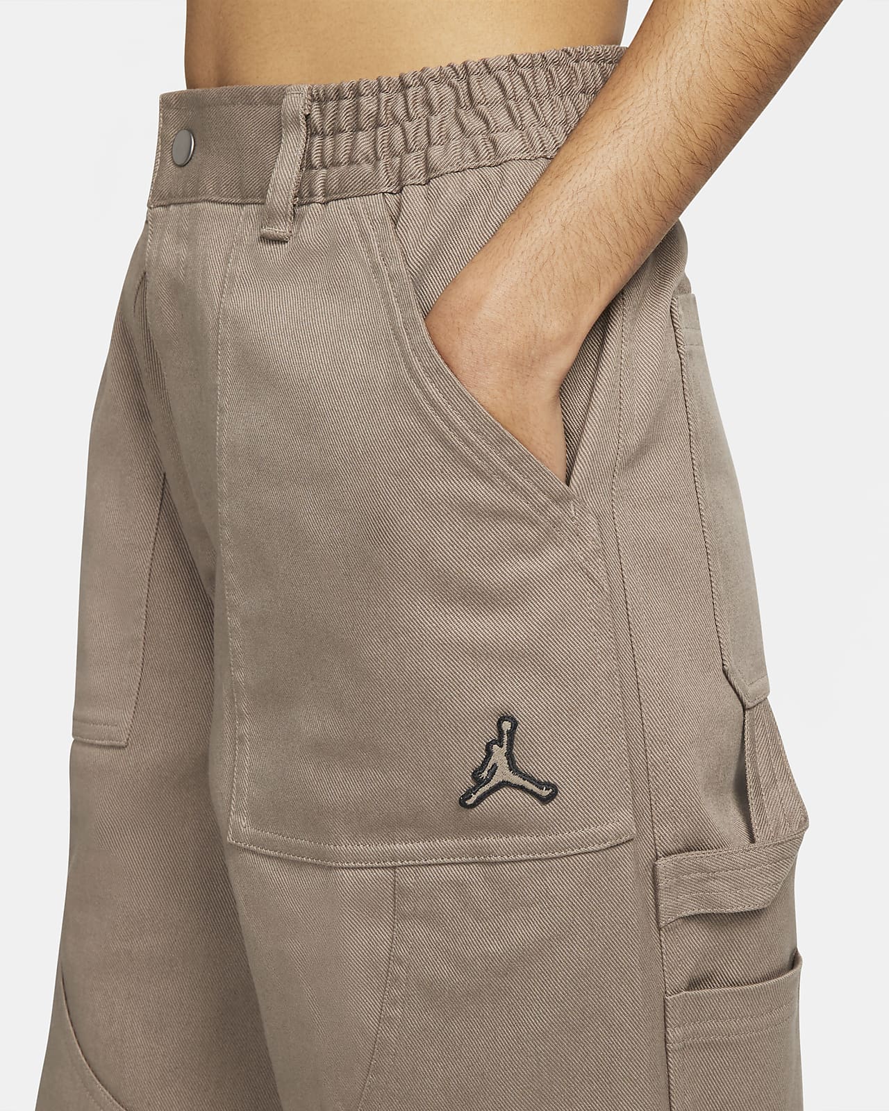 Jordan Essentials Women's Utility Trousers. Nike BE