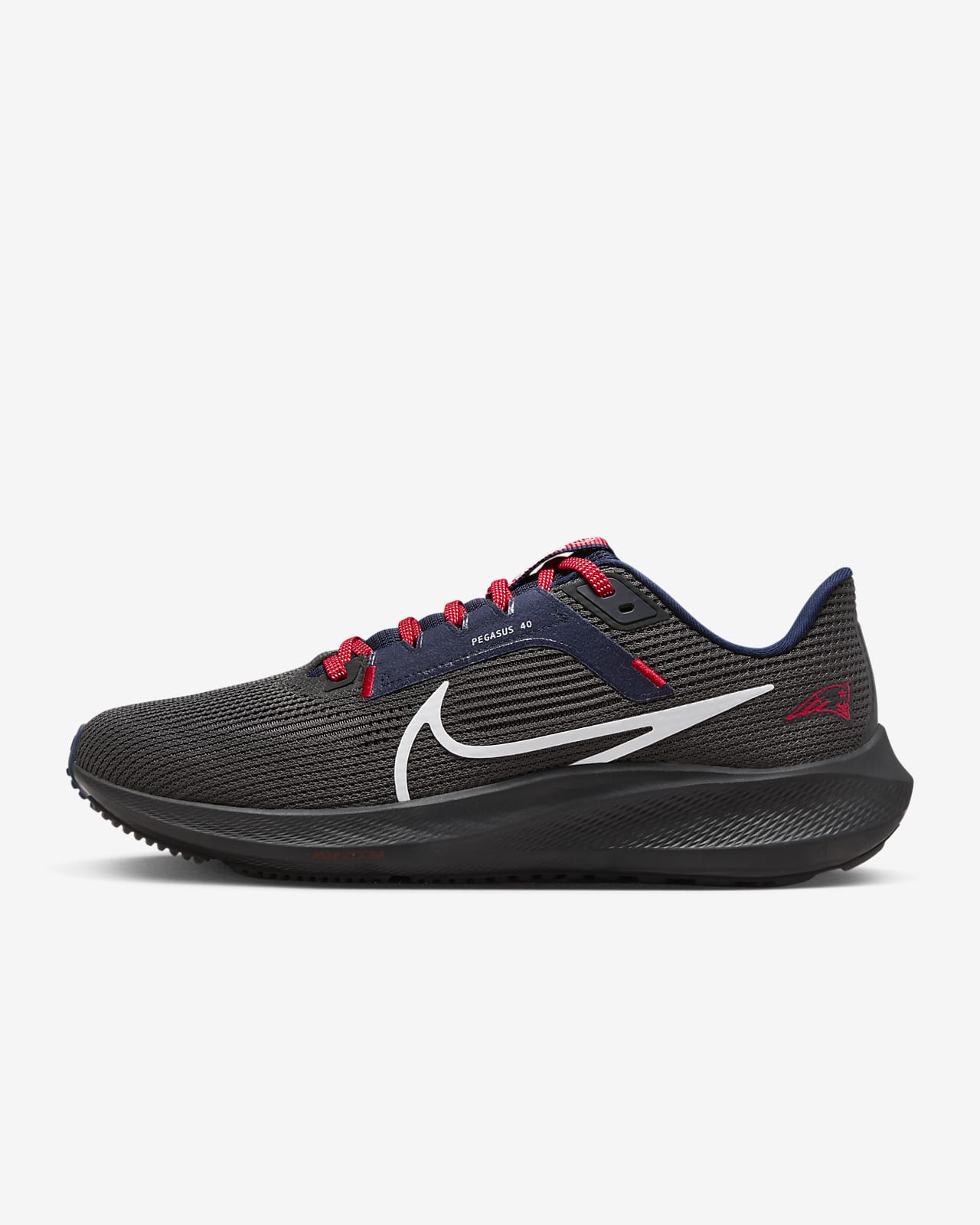 Nike Men's Pegasus 40 (NFL New England Patriots) Road Running Shoes in Grey, Size: 9.5 | DZ5987-001