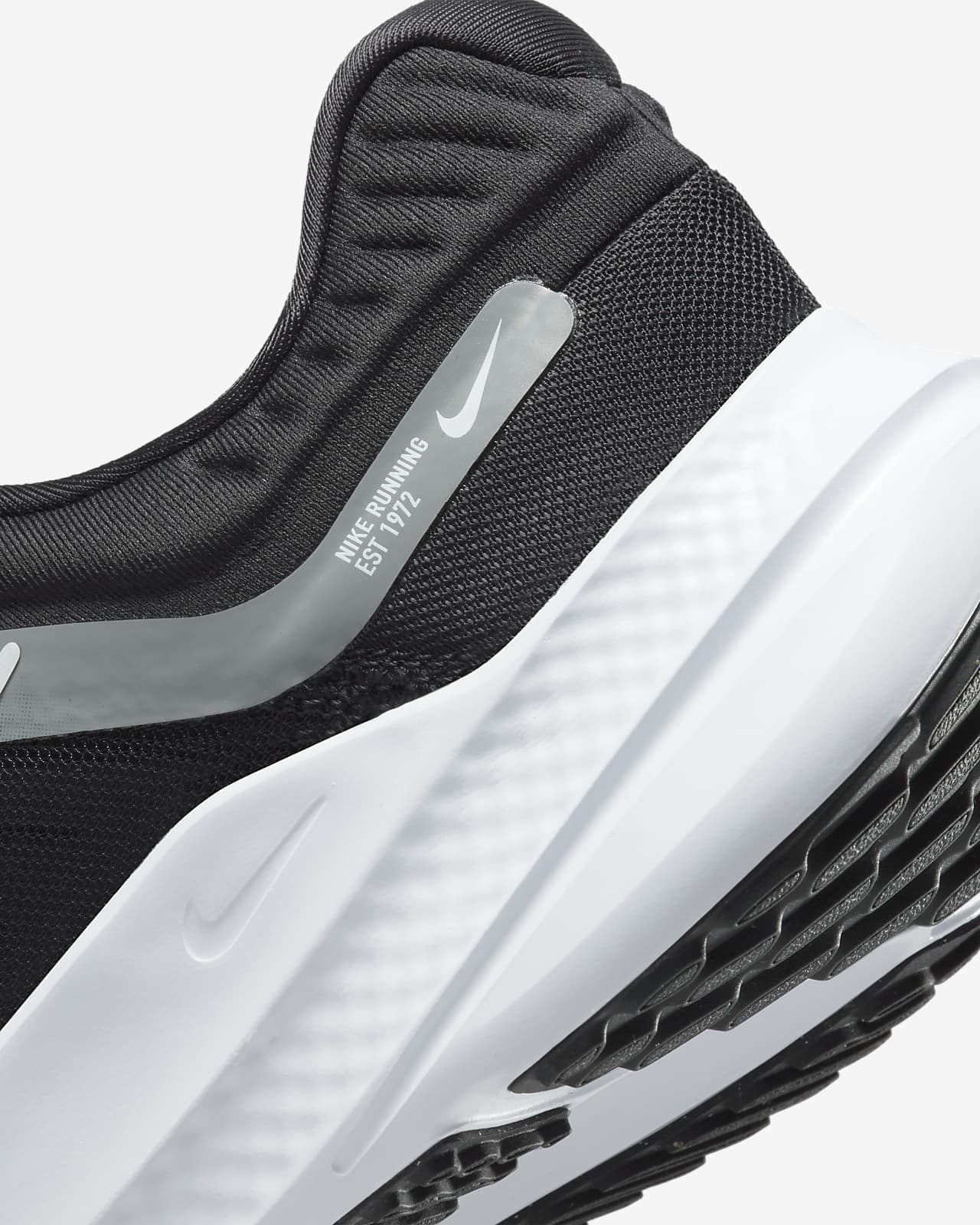 Nike Performance QUEST 5 - Chaussures de running neutres - black