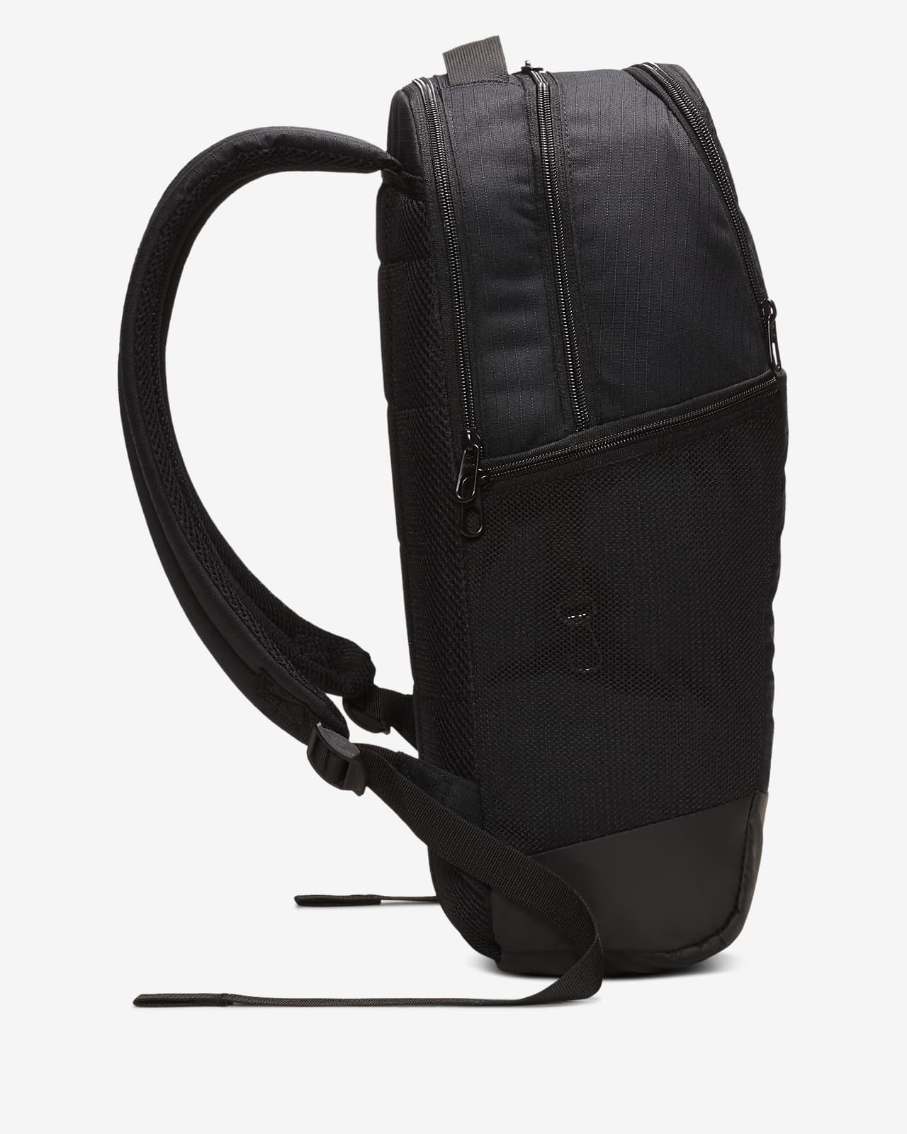 mochila nike negra y blanca