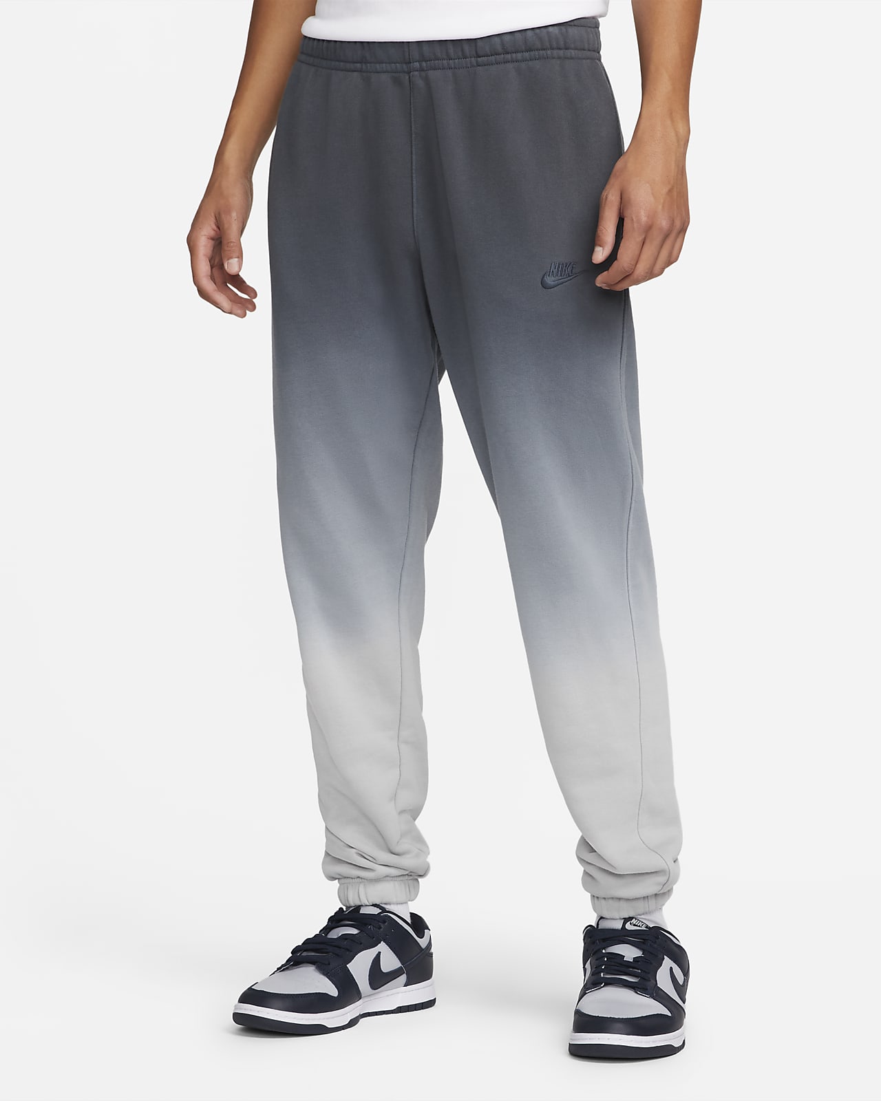 Nike Club Fleece+ Men's DipDye Joggers. Nike LU