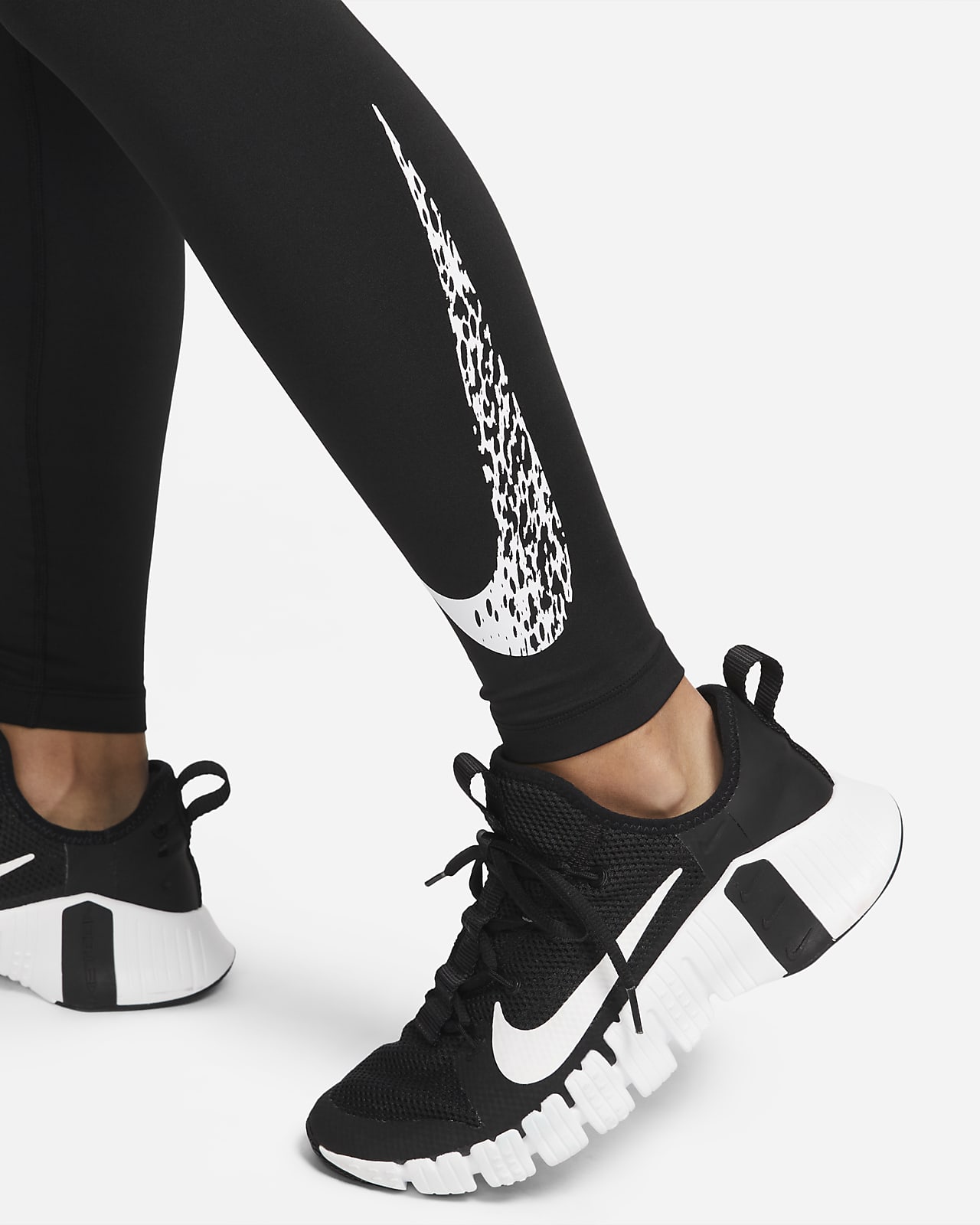 Nike Women Swoosh Run Leggings XS Black