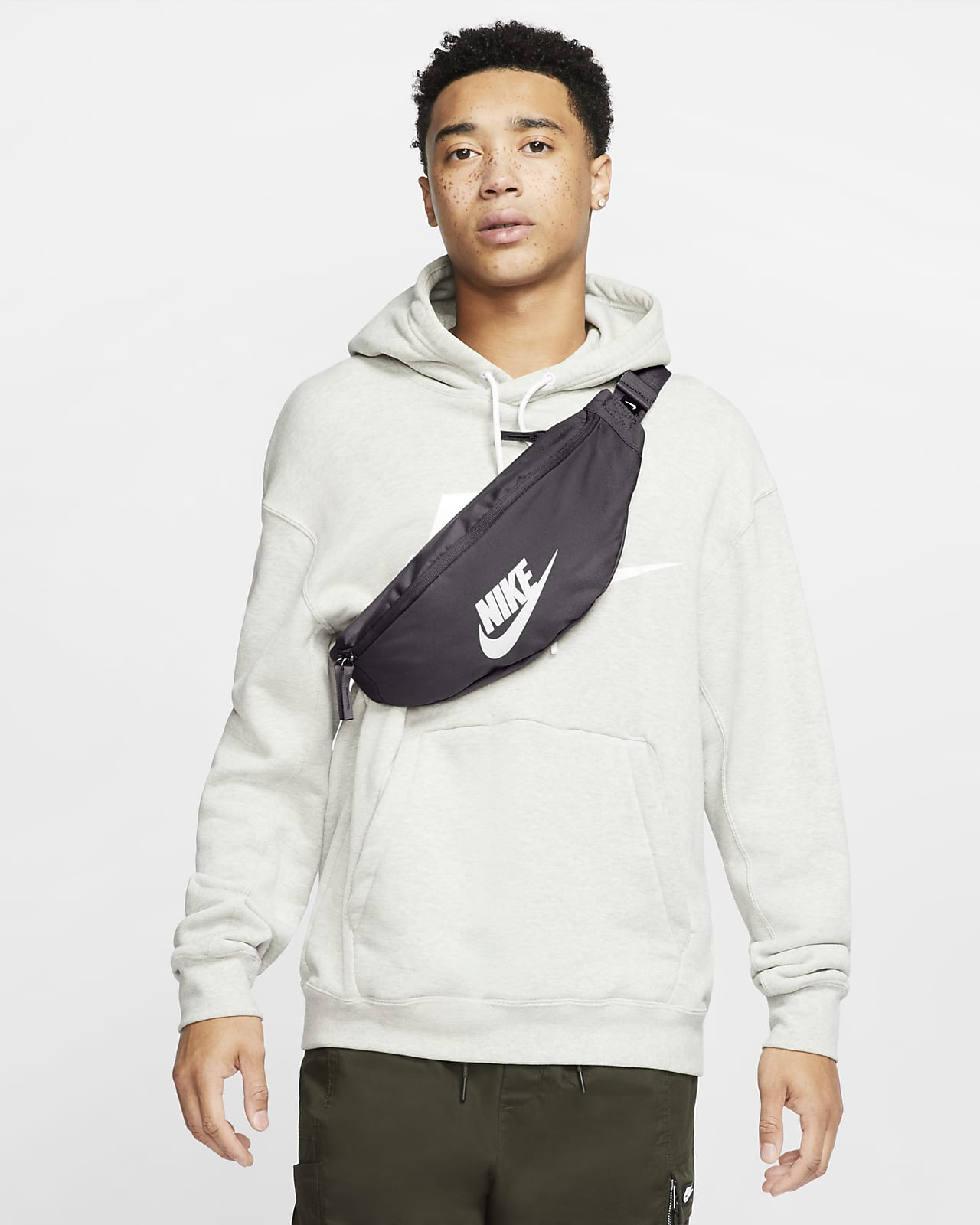 nike heritage fanny pack