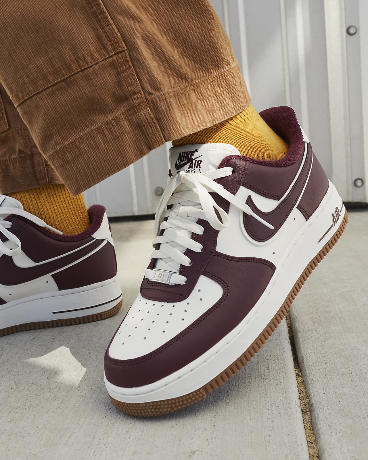Nike White And Burgundy Air Force 1 07 Lv8 4 Sneakers for Men