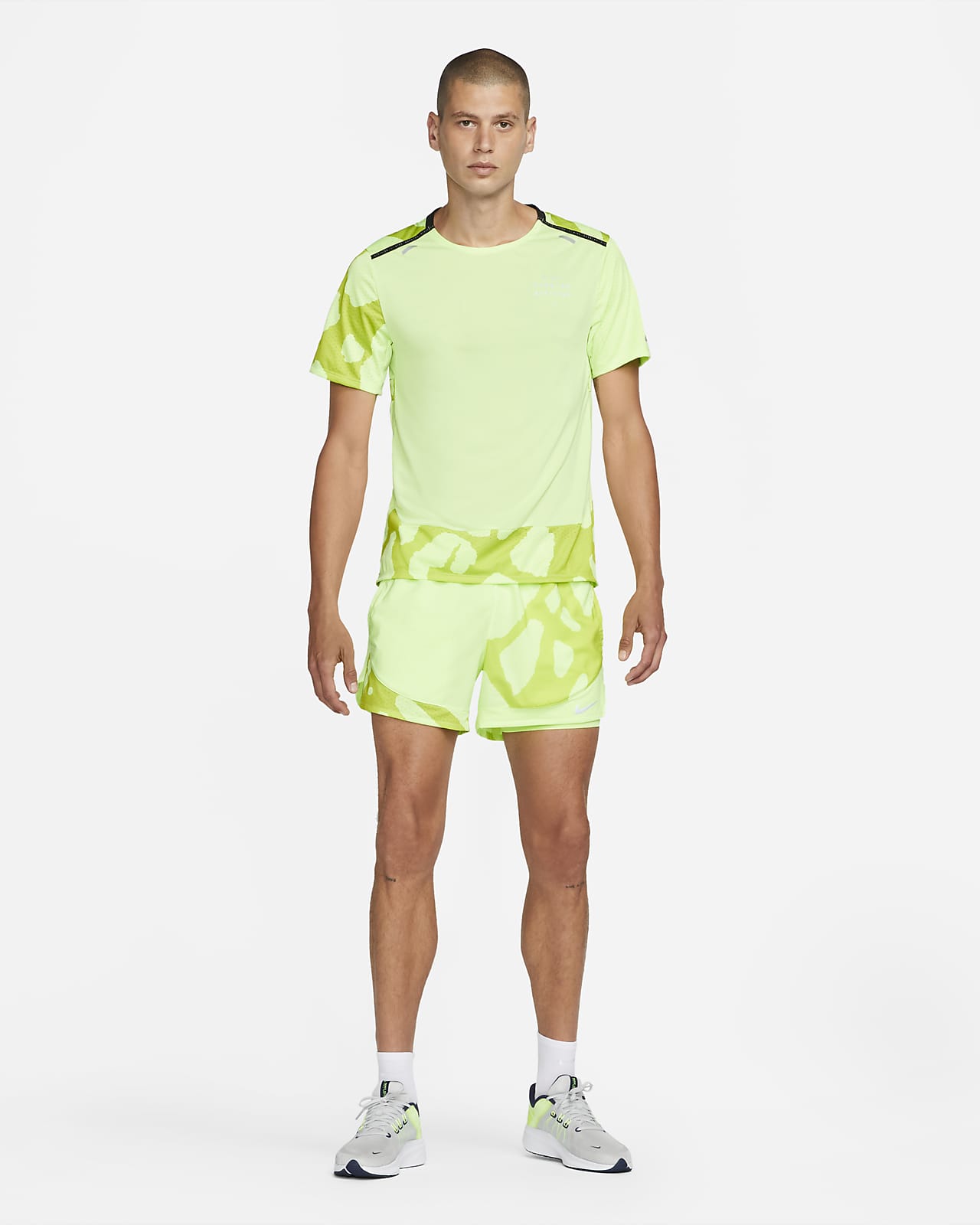 mint green nike running top