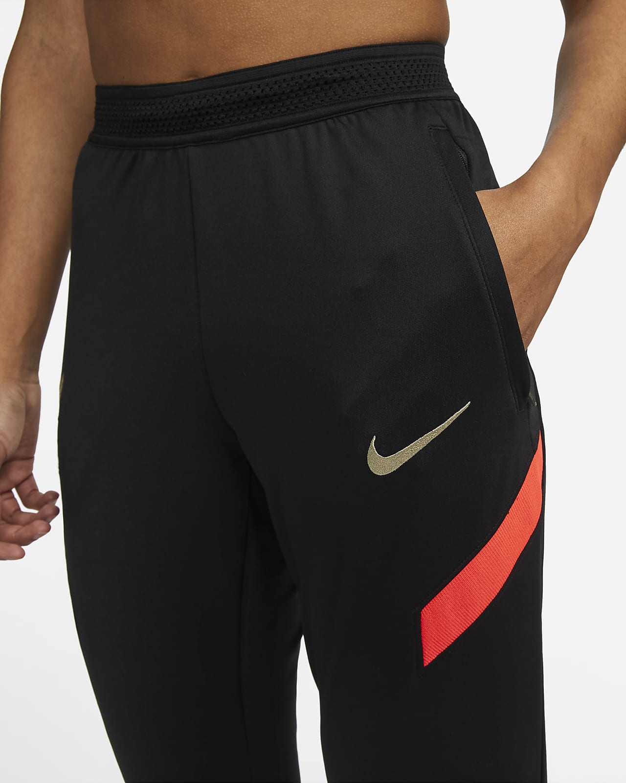 Strike Liverpool FC Pantalón de fútbol Nike Dri-FIT - Mujer. Nike ES