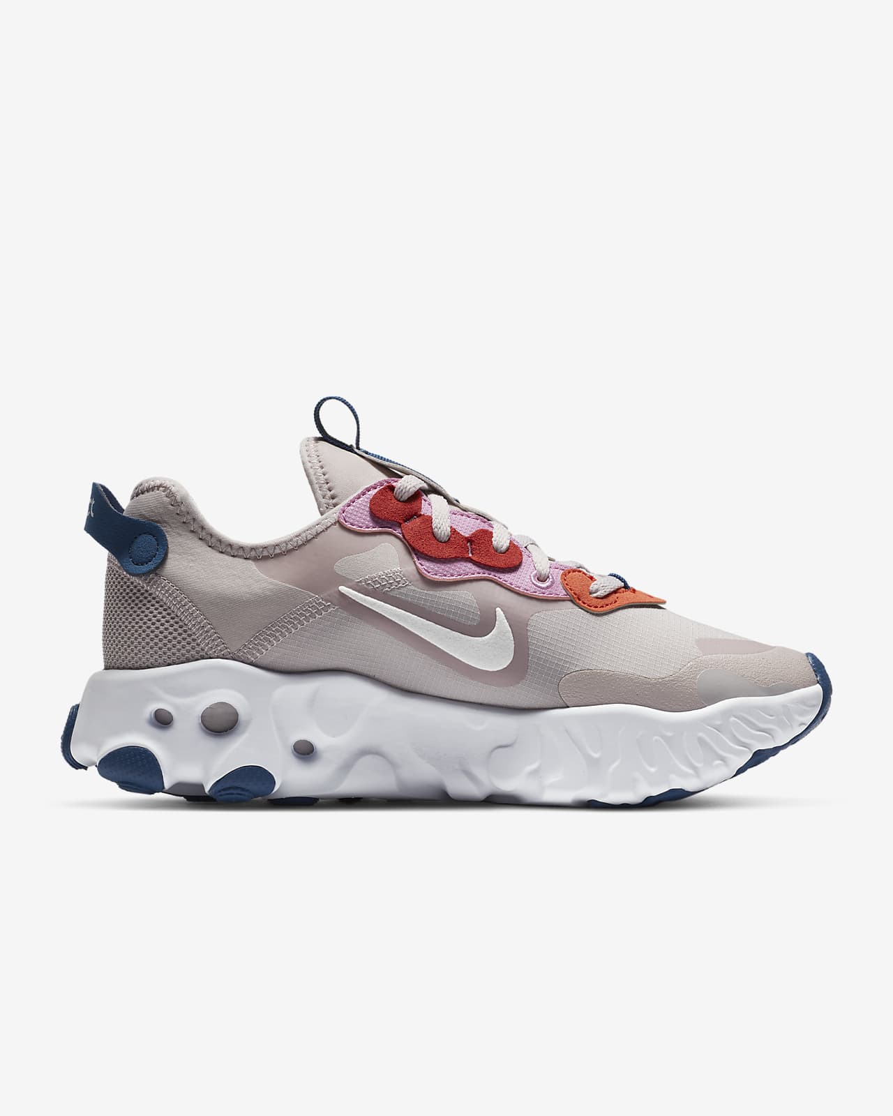 w nike react art3mis